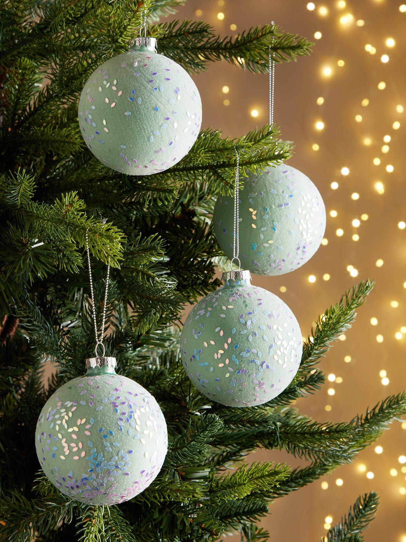 Festive Set of 4 Glass Green Christmas Tree Baubles