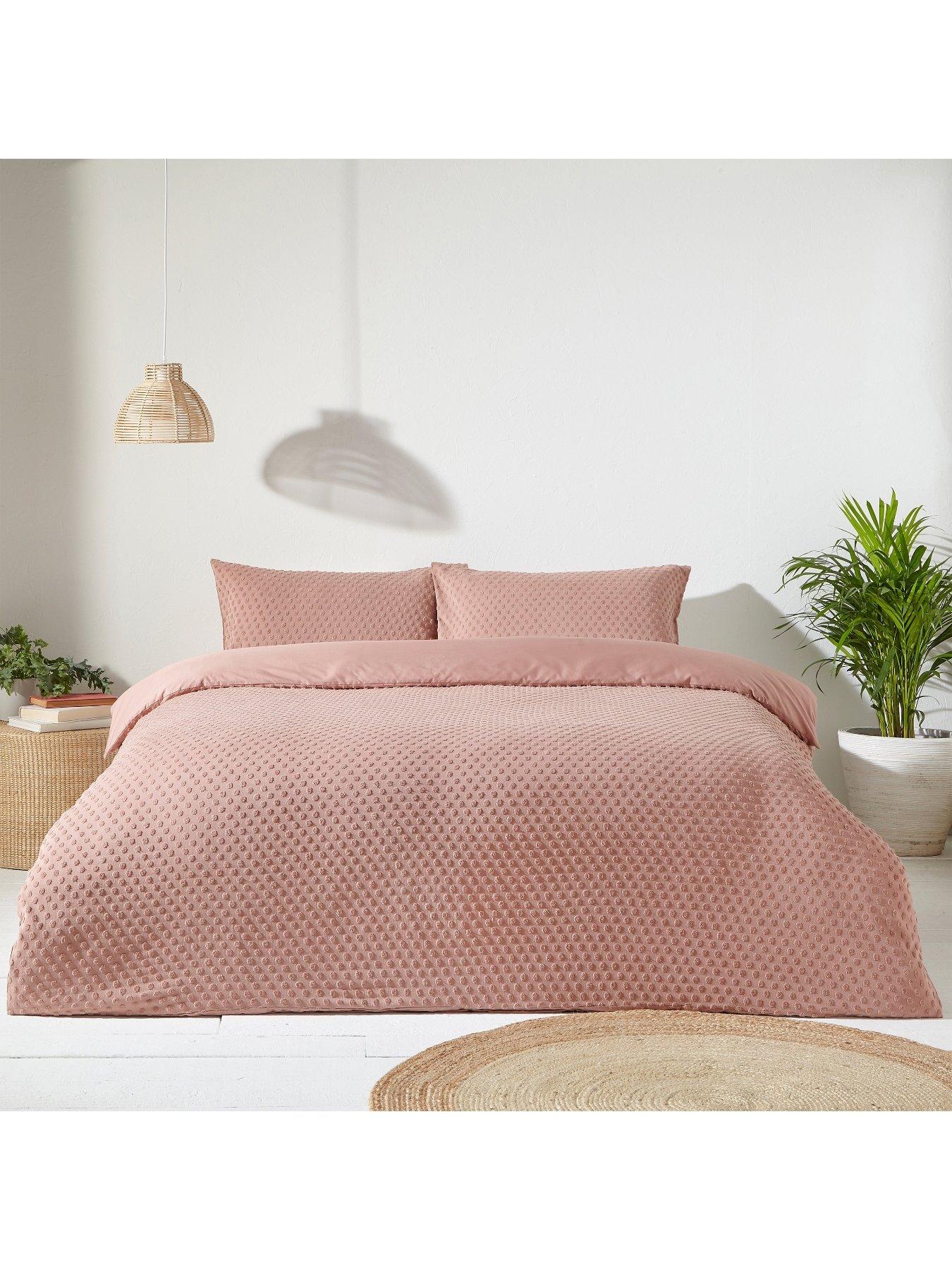 the-yard-tufted-dot-100-cotton-duvet-cover-set