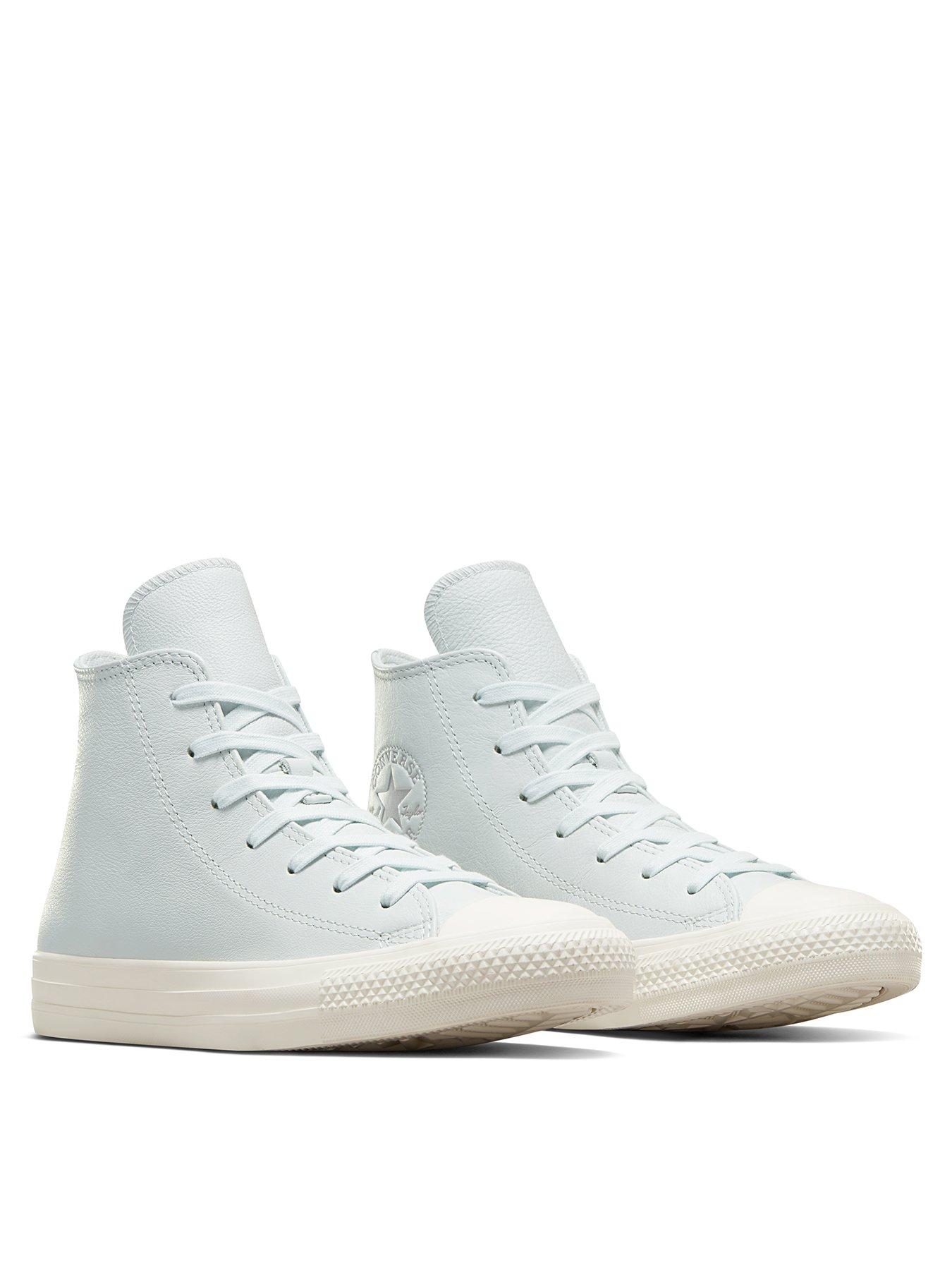 Light blue chuck clearance taylors