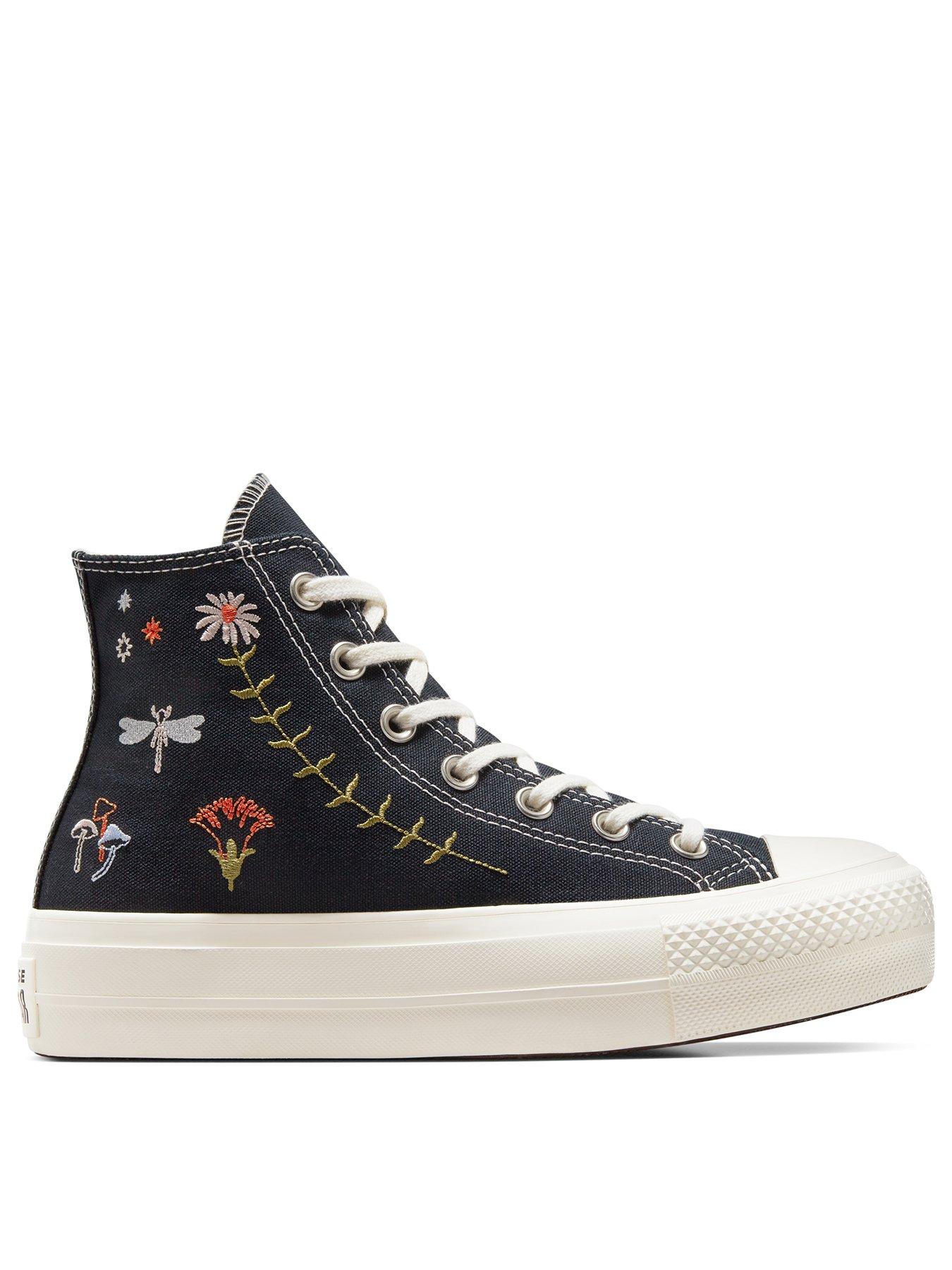 How much do black top converse cost