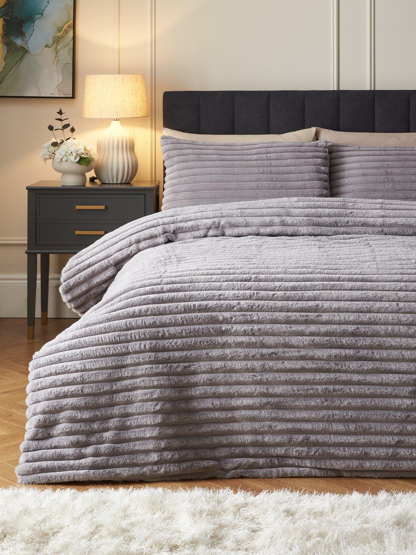 Very Home Chunky Ribbed Silver Faux Fur Duvet Cover Set Silver