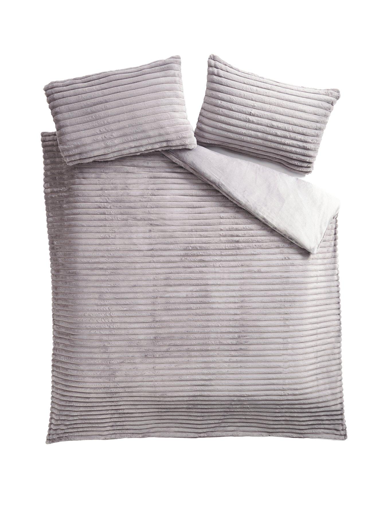 Very Home Chunky Ribbed Silver Faux Fur Duvet Cover Set Silver
