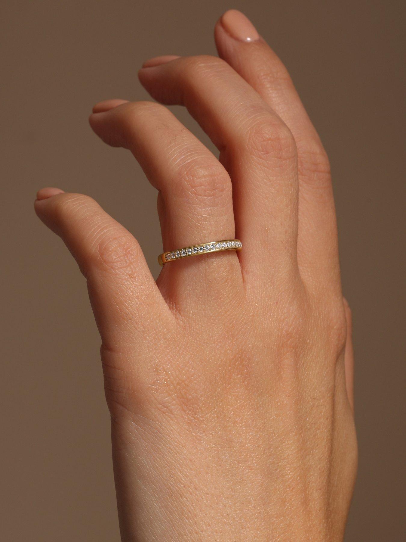  image of created-brilliance-hallie-9ct-yellow-gold-025ct-lab-grown-diamond-wedding-ring