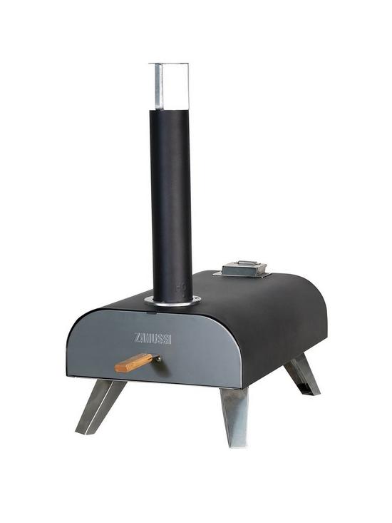 front image of zanussi-black-painted-wood-pellet-black-pizza-oven-with-paddle-amp-cover