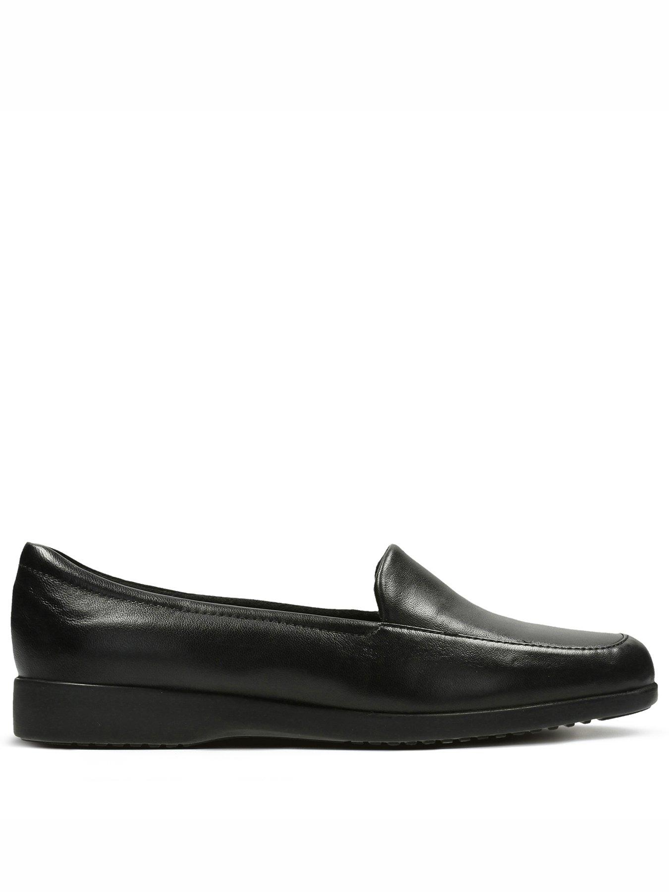 Clarks wide fit hot sale mens shoes sale