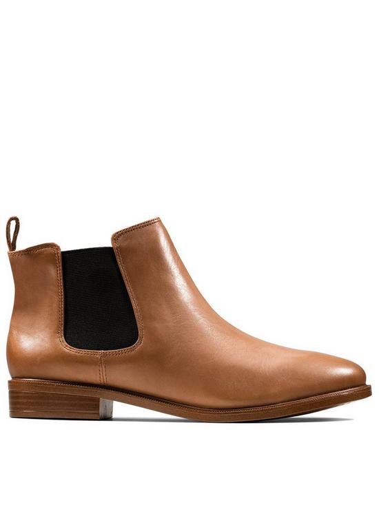 front image of clarks-collection-taylor-shine-wide-fit-boots-tan-leather