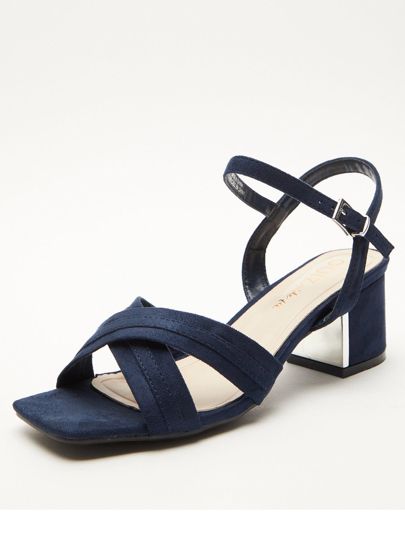 Quiz on sale blue sandals