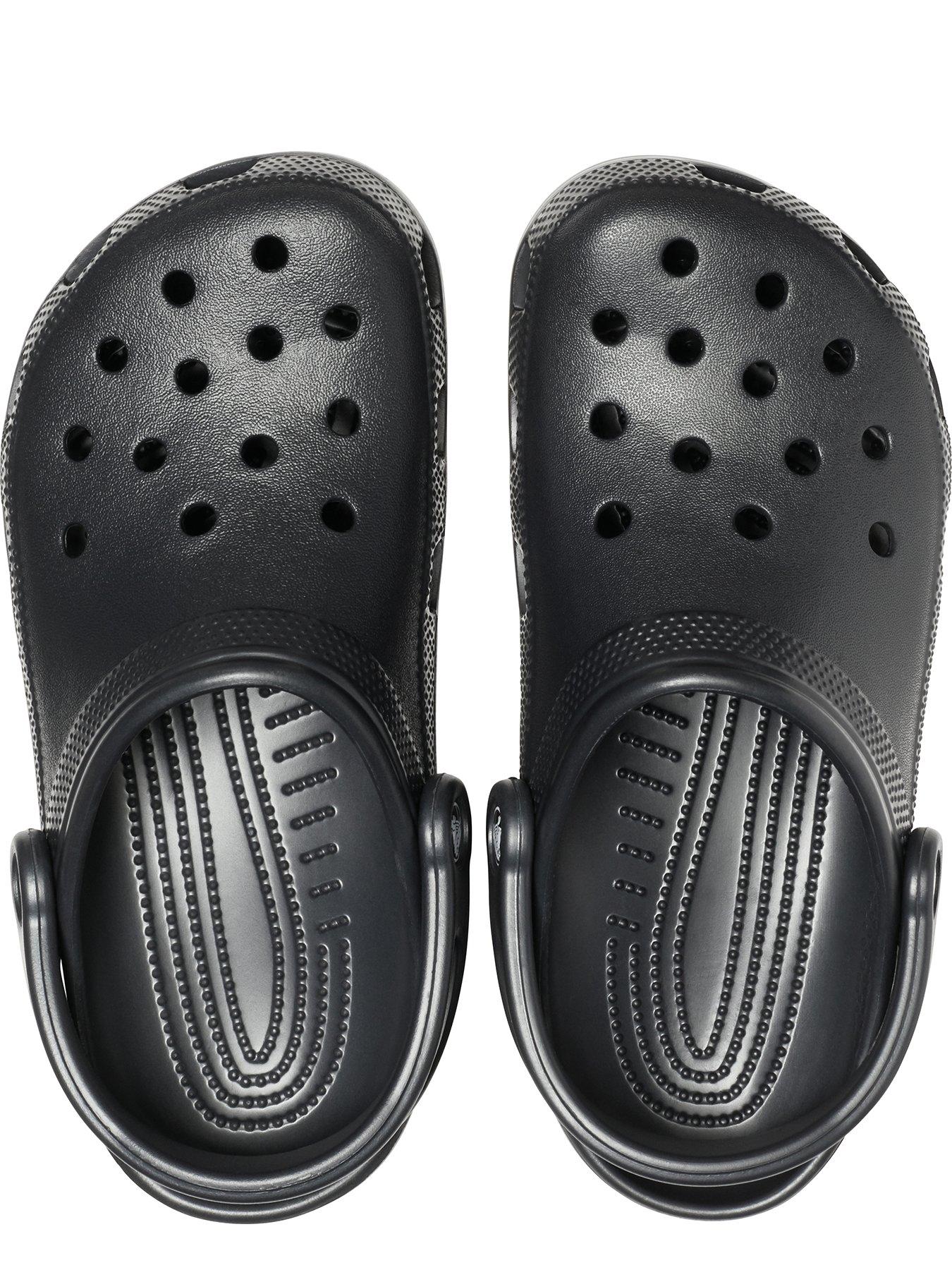Image 4 of 6 of Crocs Men's Classic Clog Sandal - Black