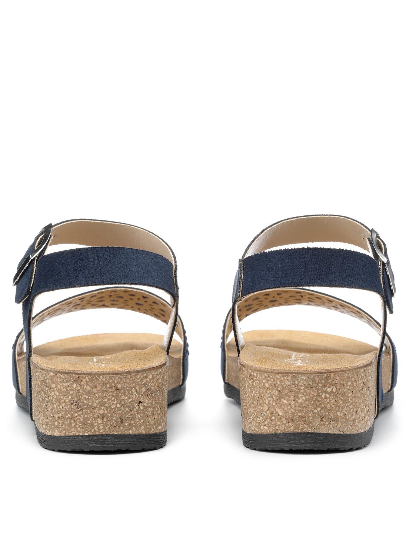 seven flatforms