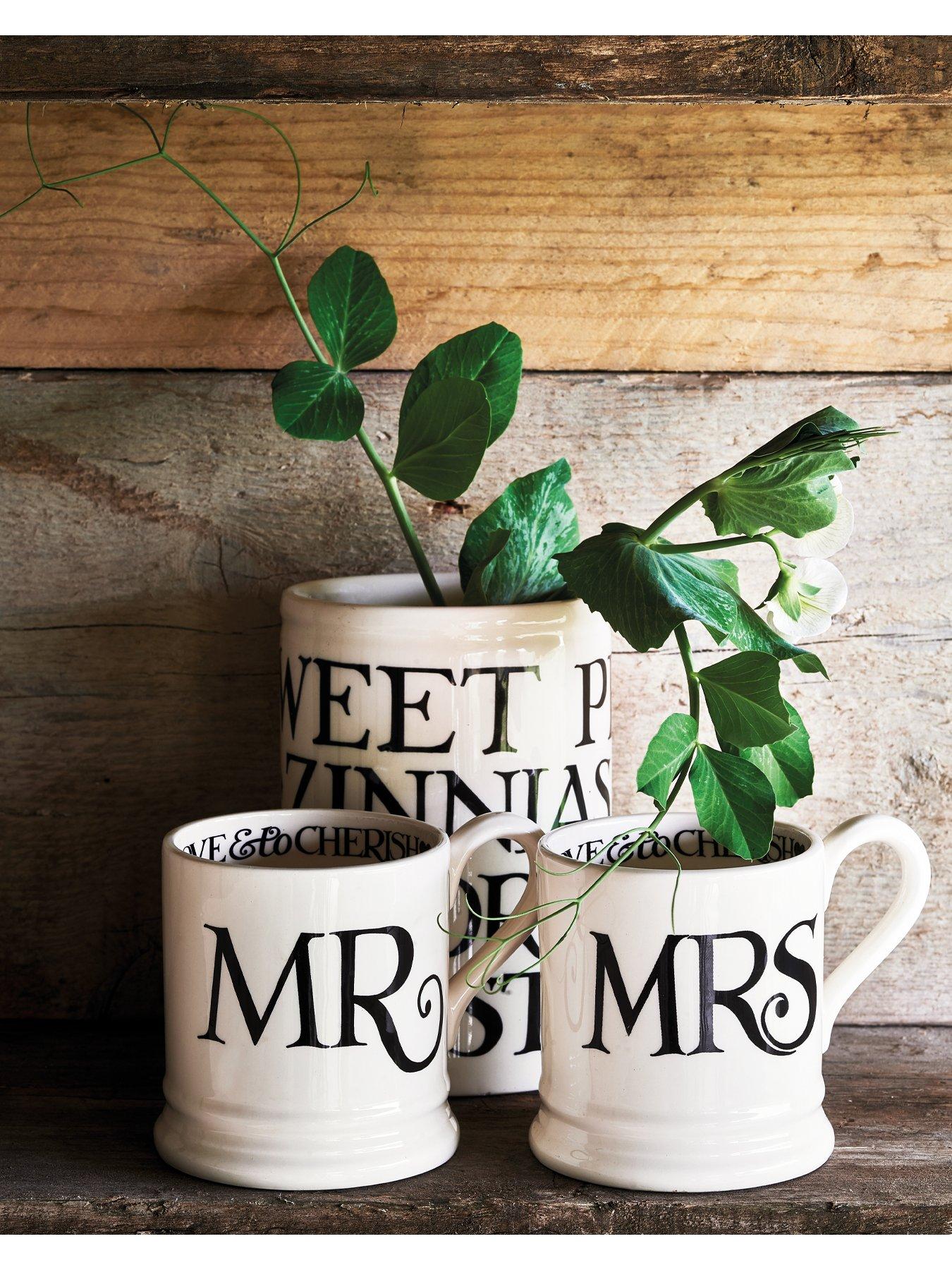  image of emma-bridgewater-black-toast-mr-mrs-set-of-2-12-pint-mugs-boxed