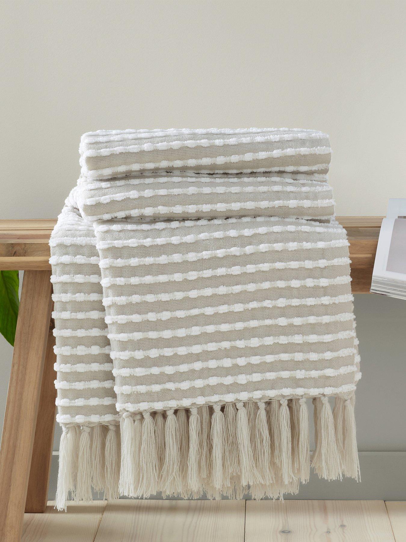 catherine-lansfield-stab-stitch-throw