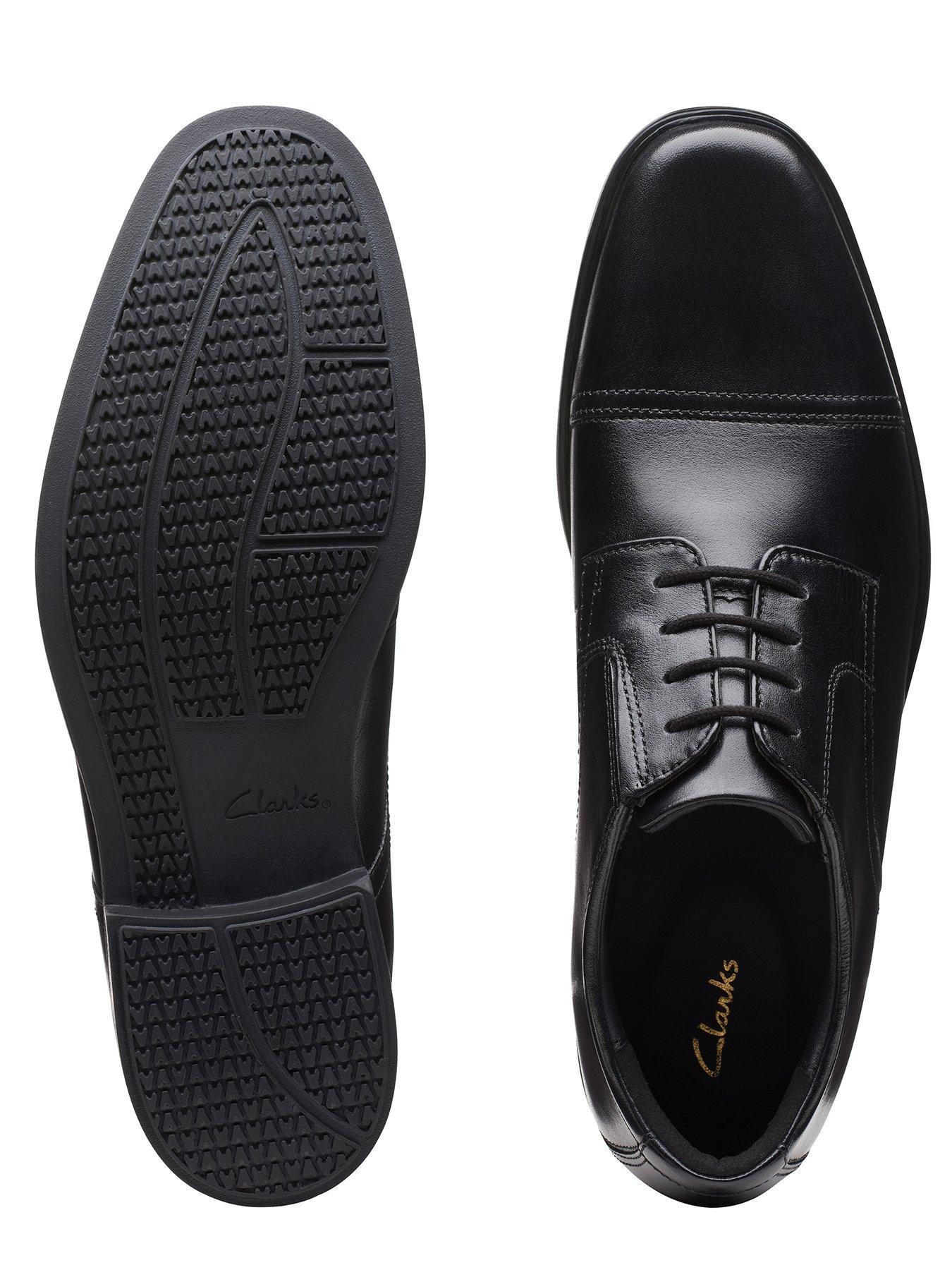  image of clarks-wide-fit-howard-cap-oxford-shoes-black