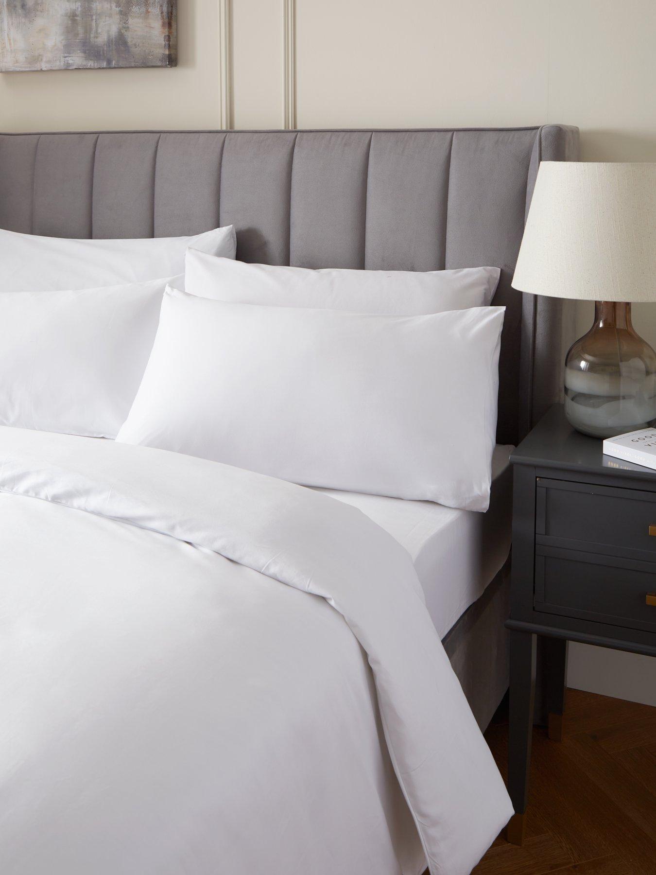 Image 3 of 5 of The Very Collection Luxury 400 Thread Count Soft Touch Cotton Sateen Duvet Cover&nbsp;Set