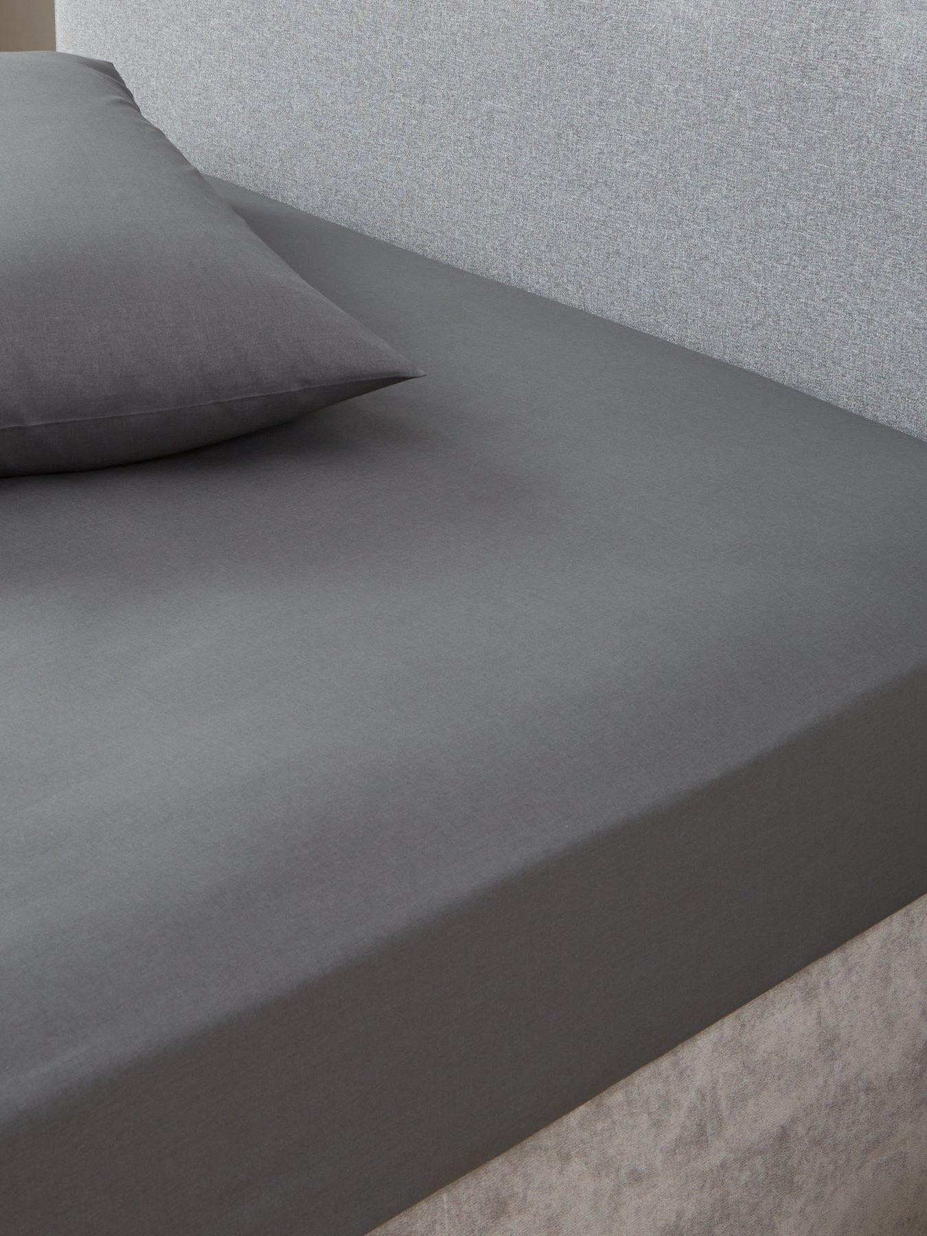 The Very Collection Easy Care Polycotton Extra Deep 28 cm Fitted Sheet