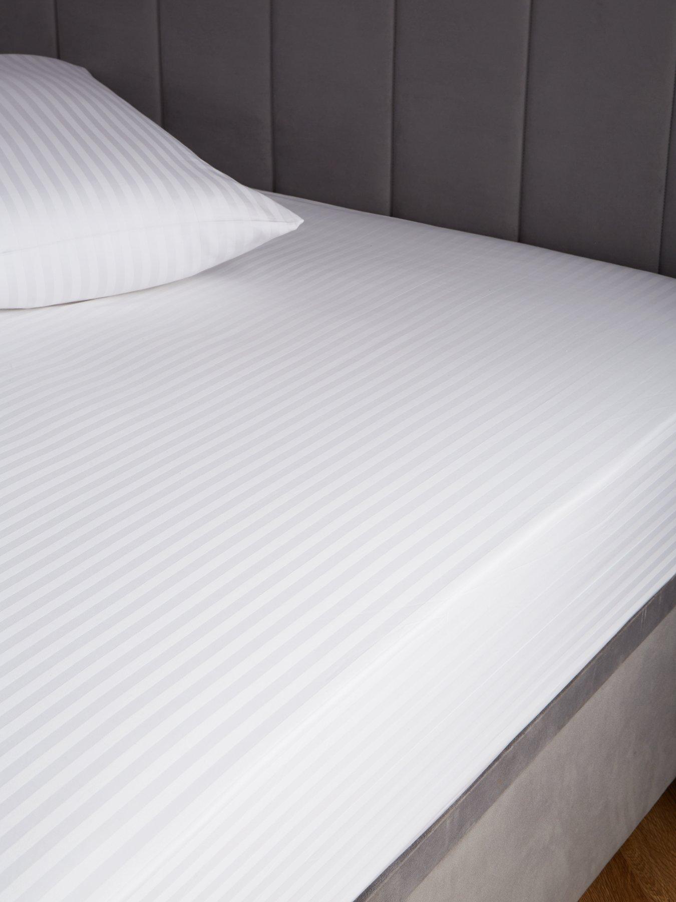 The Very Collection 300 Thread Count Soft Touch Sateen Stripe Extra Deep 32 cm Fitted Sheet