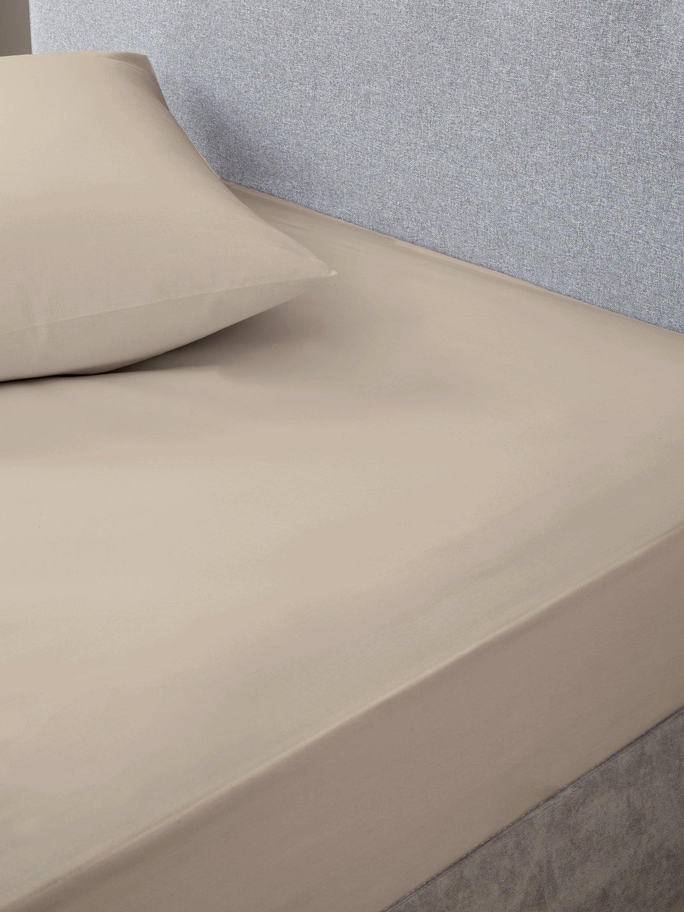 The Very Collection Non-Iron 180 Thread Count Extra Deep 32 cm Fitted Sheet