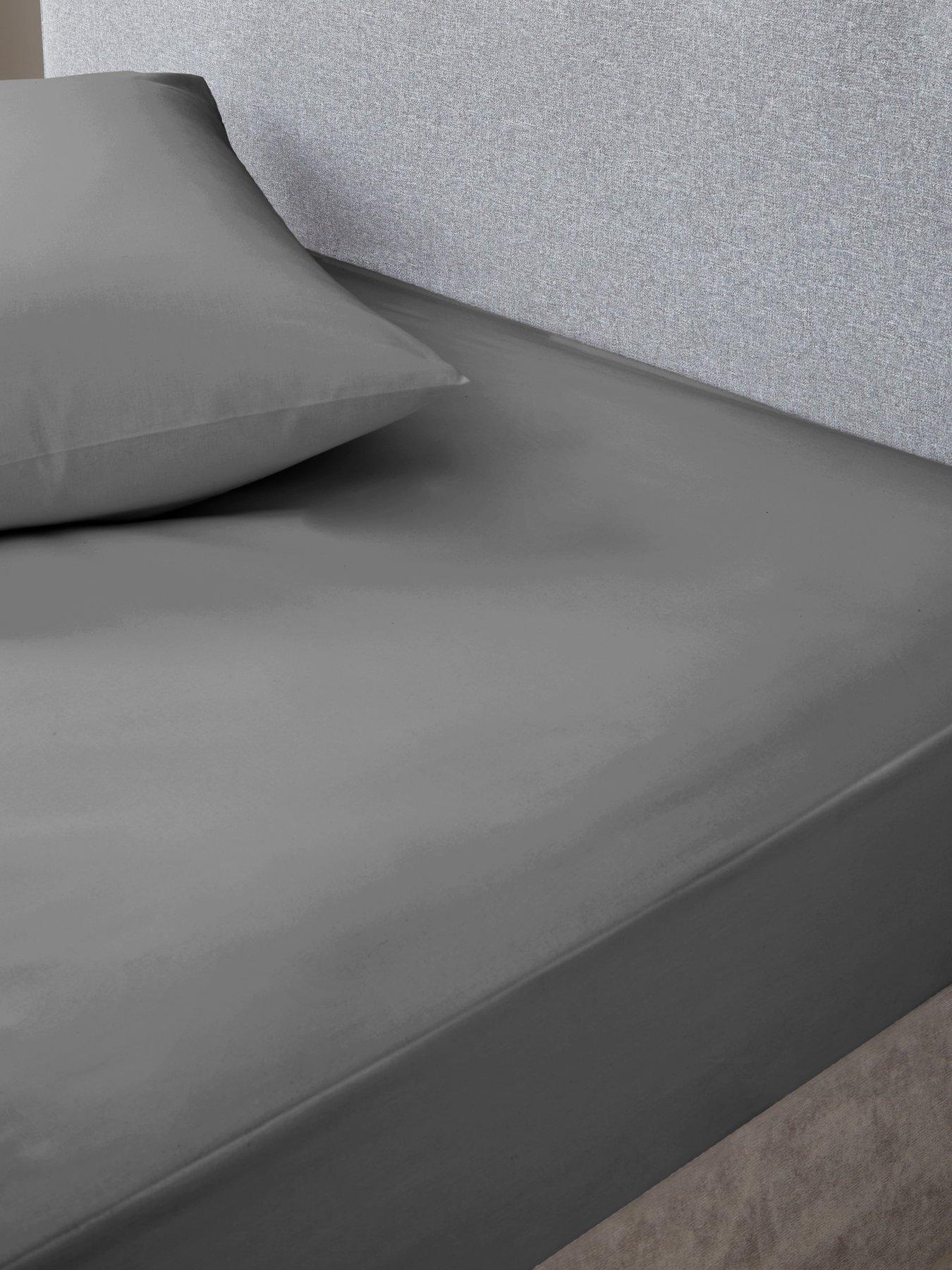 The Very Collection Non-Iron 180 Thread Count Extra Deep 32 cm Fitted Sheet