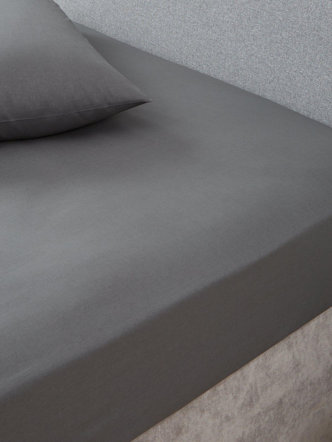 The Very Collection Easy Care Polycotton Extra Deep 32 cm Fitted Sheet