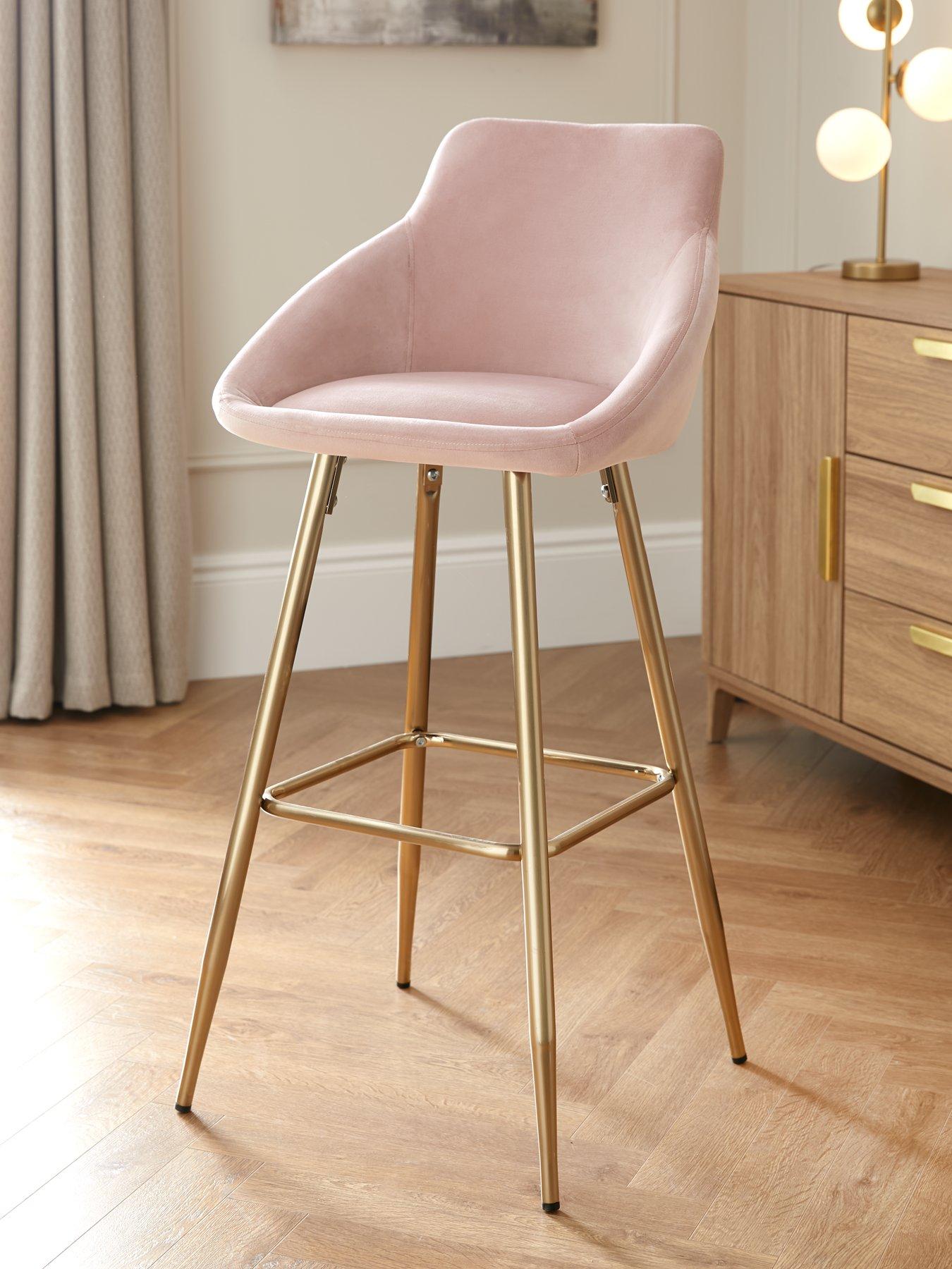 https://media.littlewoods.com/i/littlewoods/VJKTF_SQ1_0000000063_PINK_RSr/very-home-dahlia-bar-stool-pink.jpg?$180x240_retinamobilex2$&$roundel_littlewoods$&p1_img=lw_sale_2018