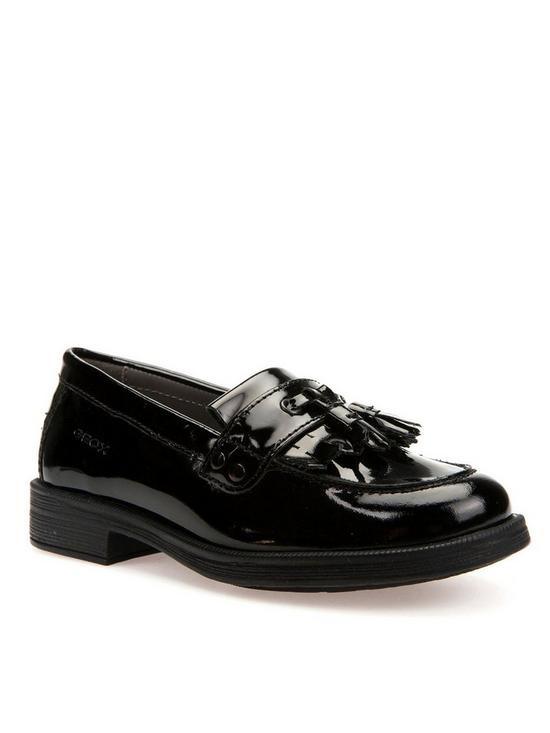front image of geox-girls-agata-patent-leather-tassle-school-loafer