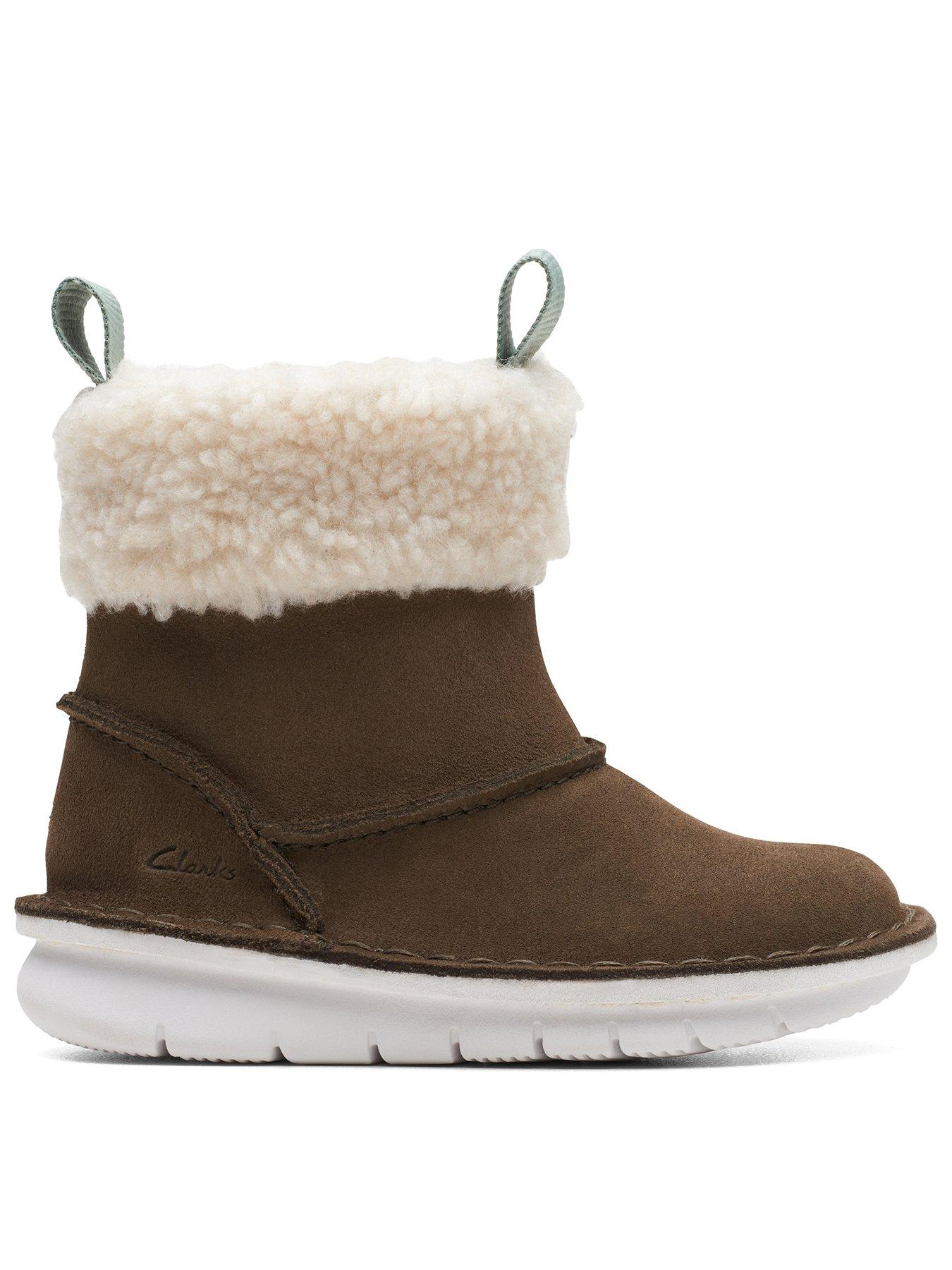 Clarks toddlers outlet boots