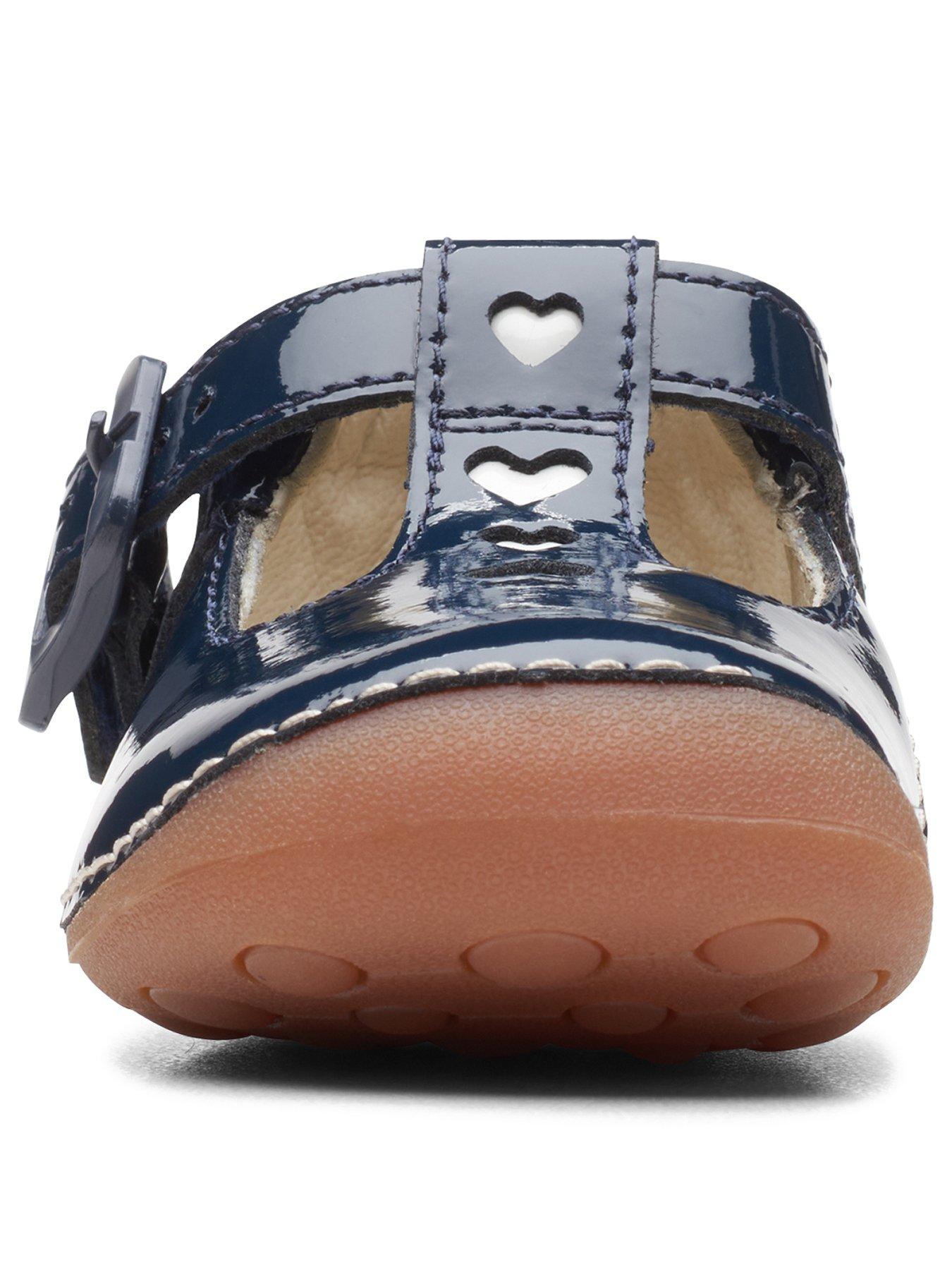 Clarks pre walker on sale shoes