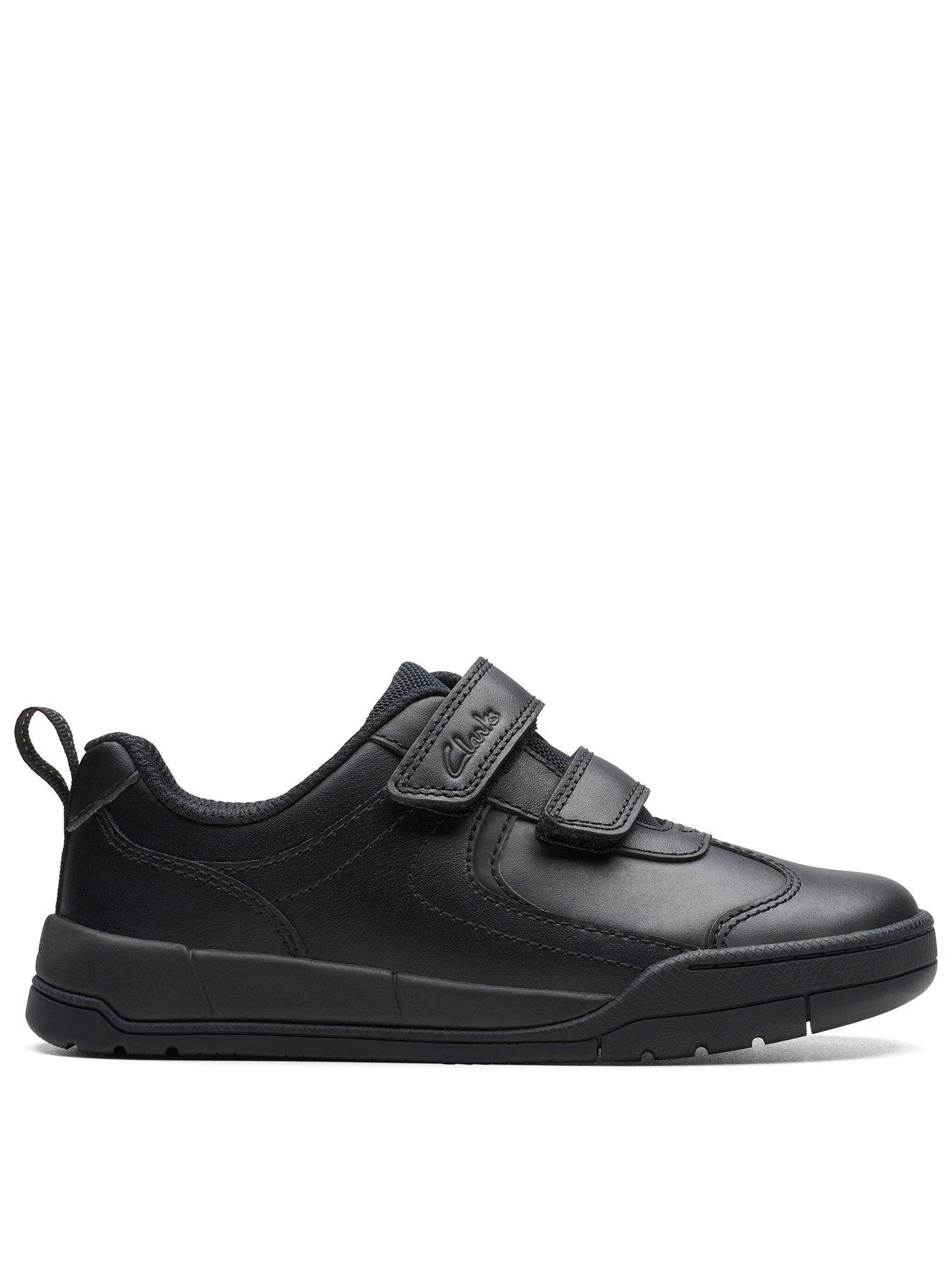 front image of clarks-x-raheem-sterling-kid-kick-pace-school-shoe-black