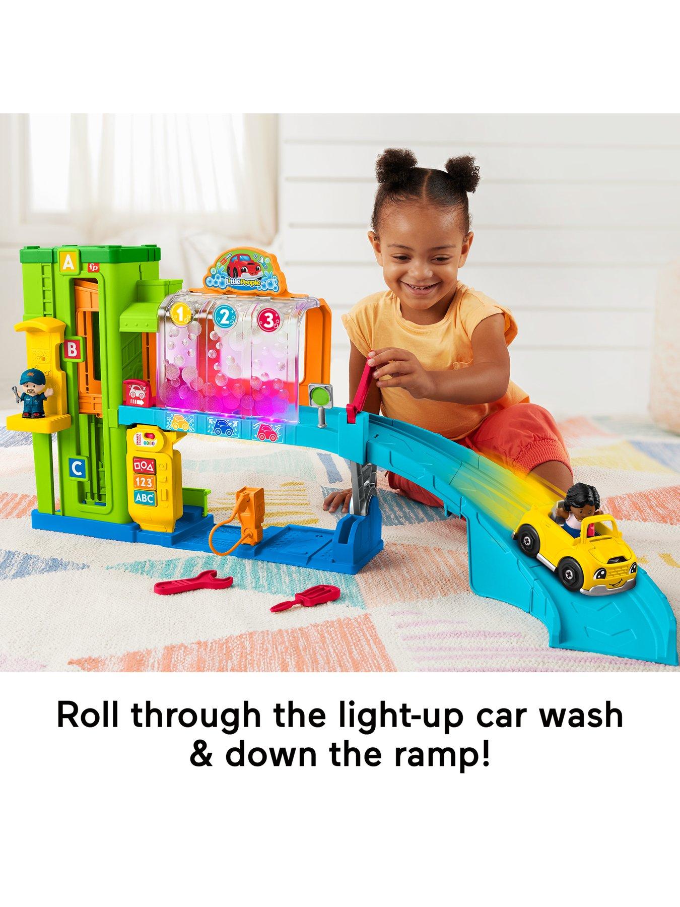 Image 5 of 7 of Fisher-Price Little People Little People Light-Up Learning Garage