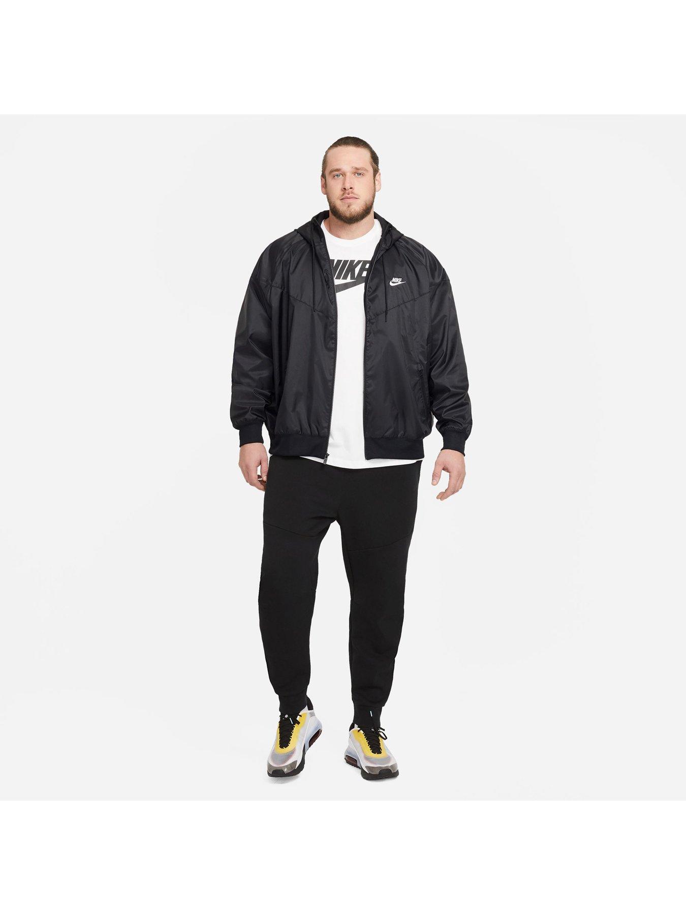 Nike windrunner size best sale