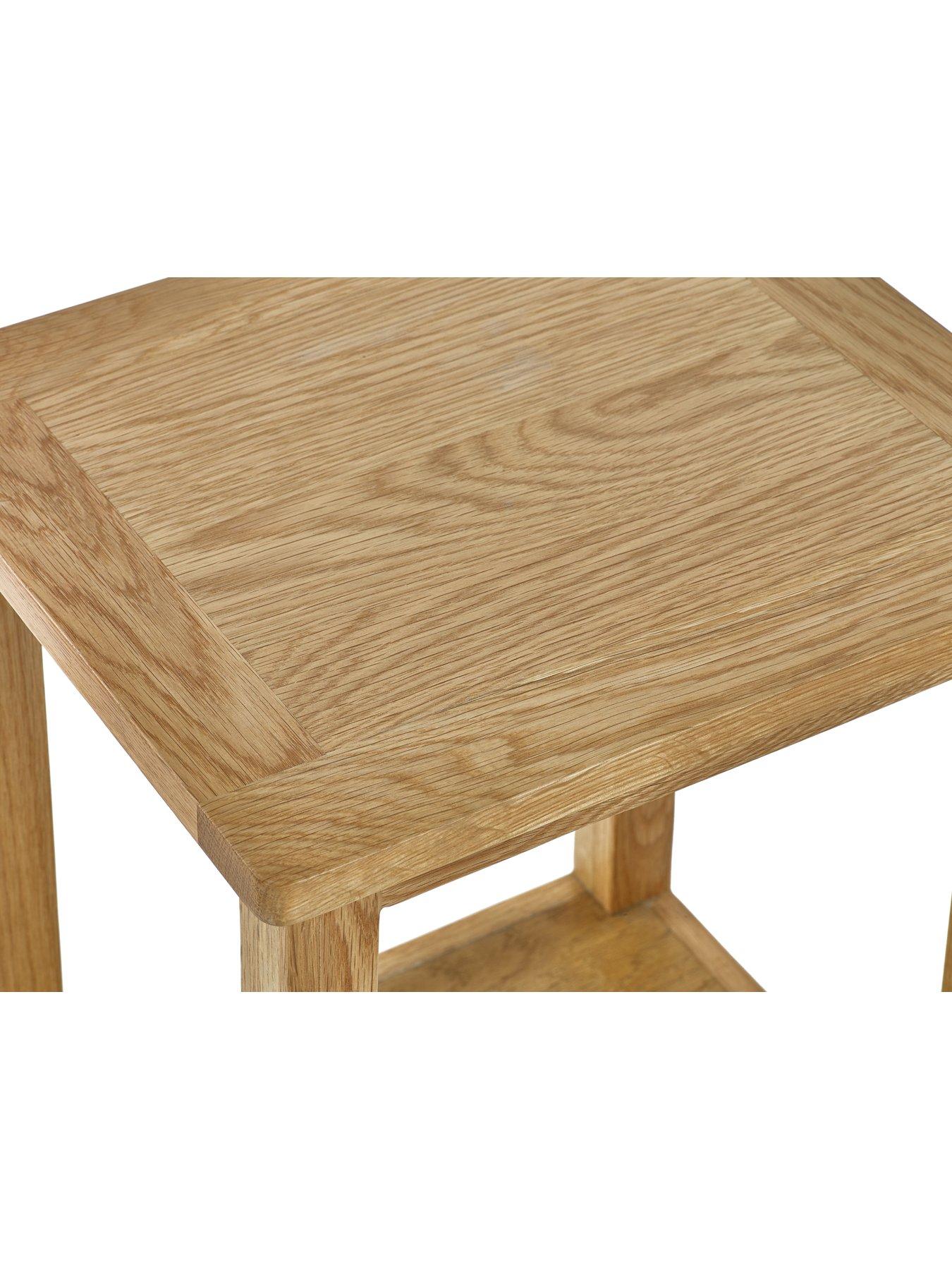  image of julian-bowen-mallory-ready-assembled-solid-oakoak-veneer-lamp-table