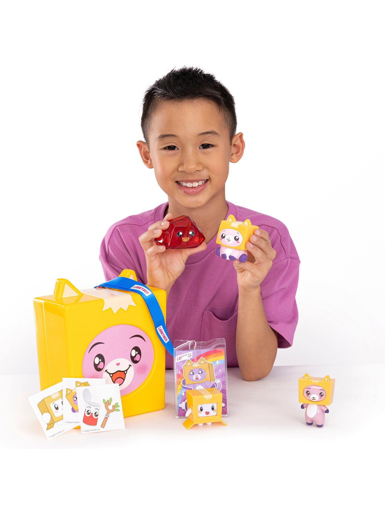 Image 6 of 7 of LankyBox Mini Foxy Mystery Box Figure Pack