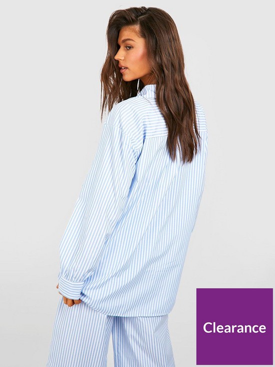 stillFront image of boohoo-poplin-contrast-stripe-relaxed-fit-shirt-light-blue