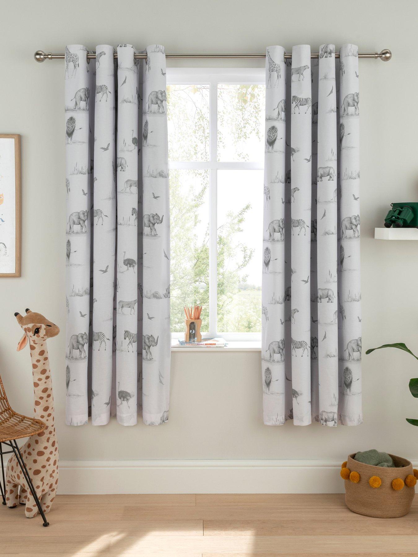 Sam Faiers Little Knightleys Zambezi Eyelet Curtains