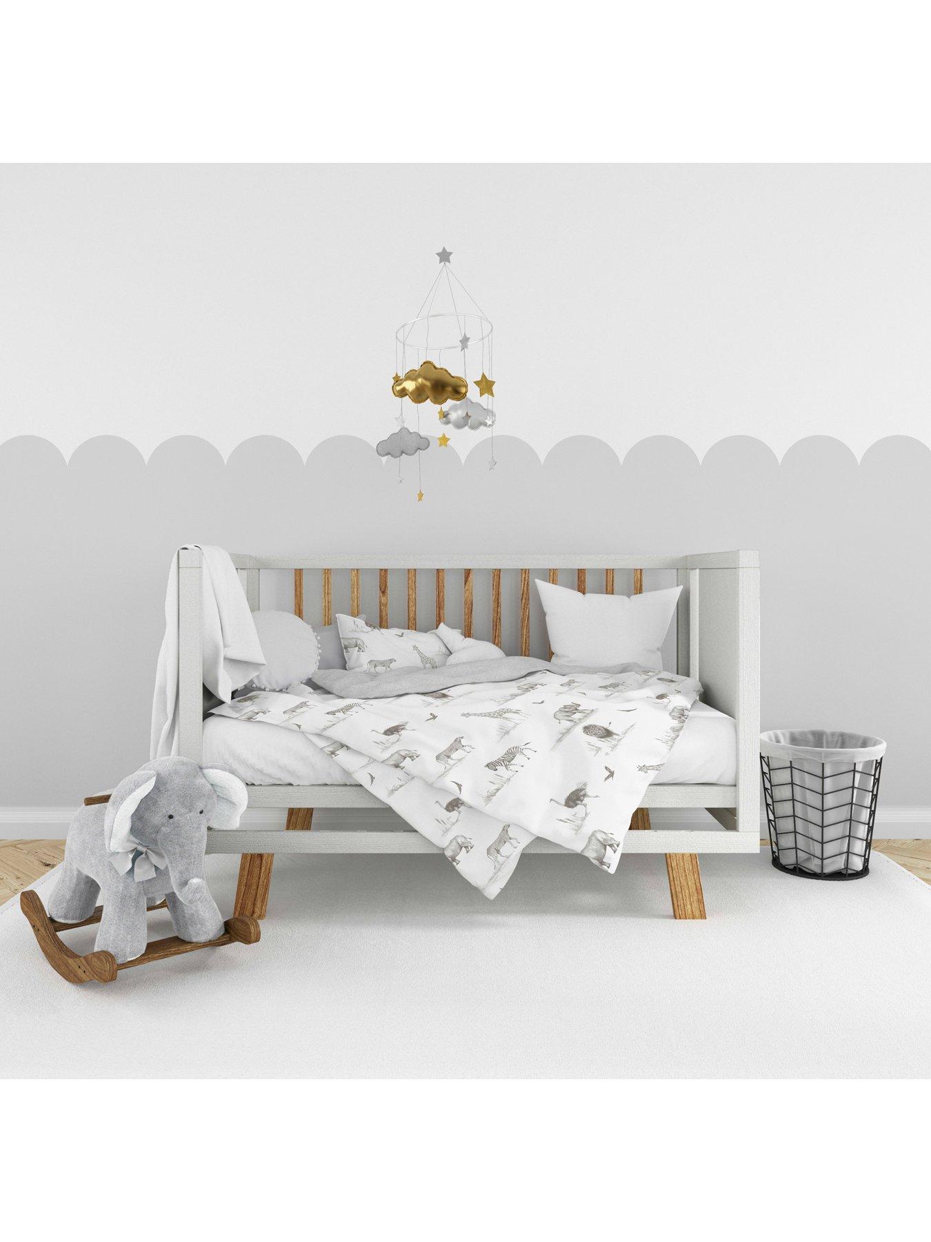 Sam Faiers Little Knightleys Zambezi Duvet Cover Set White/Grey