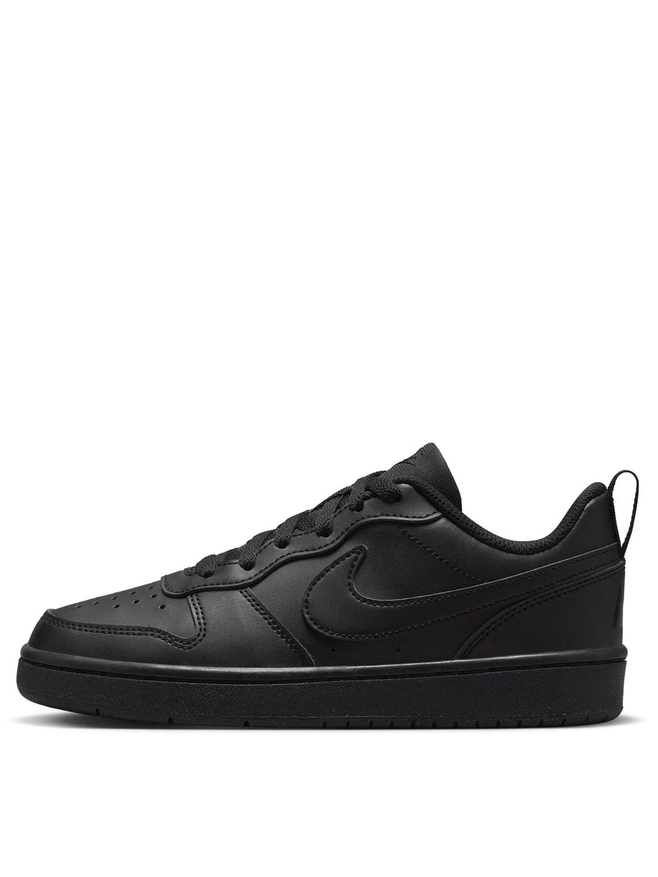 Court borough outlet trainers