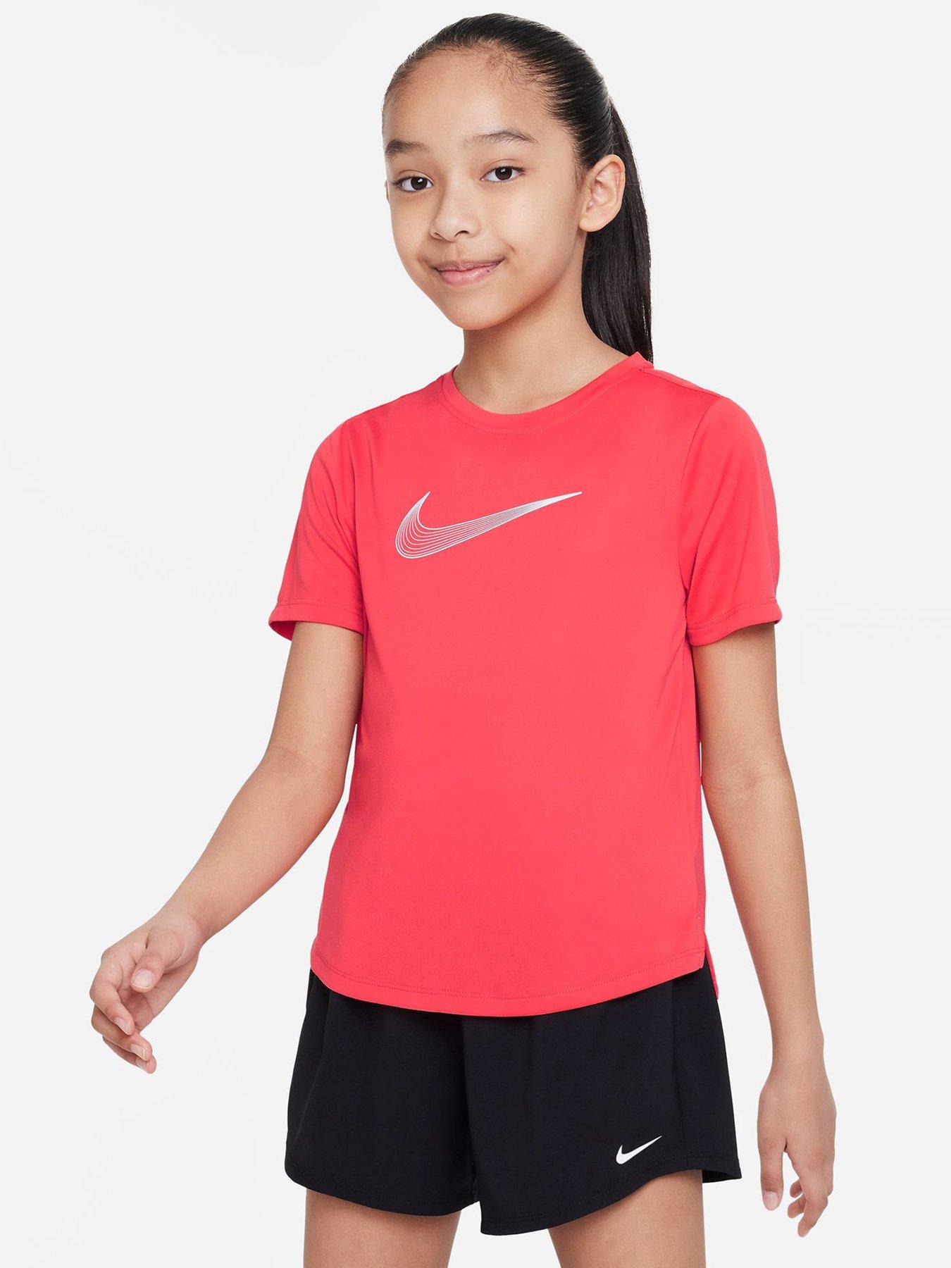 Girls red nike outlet shirt