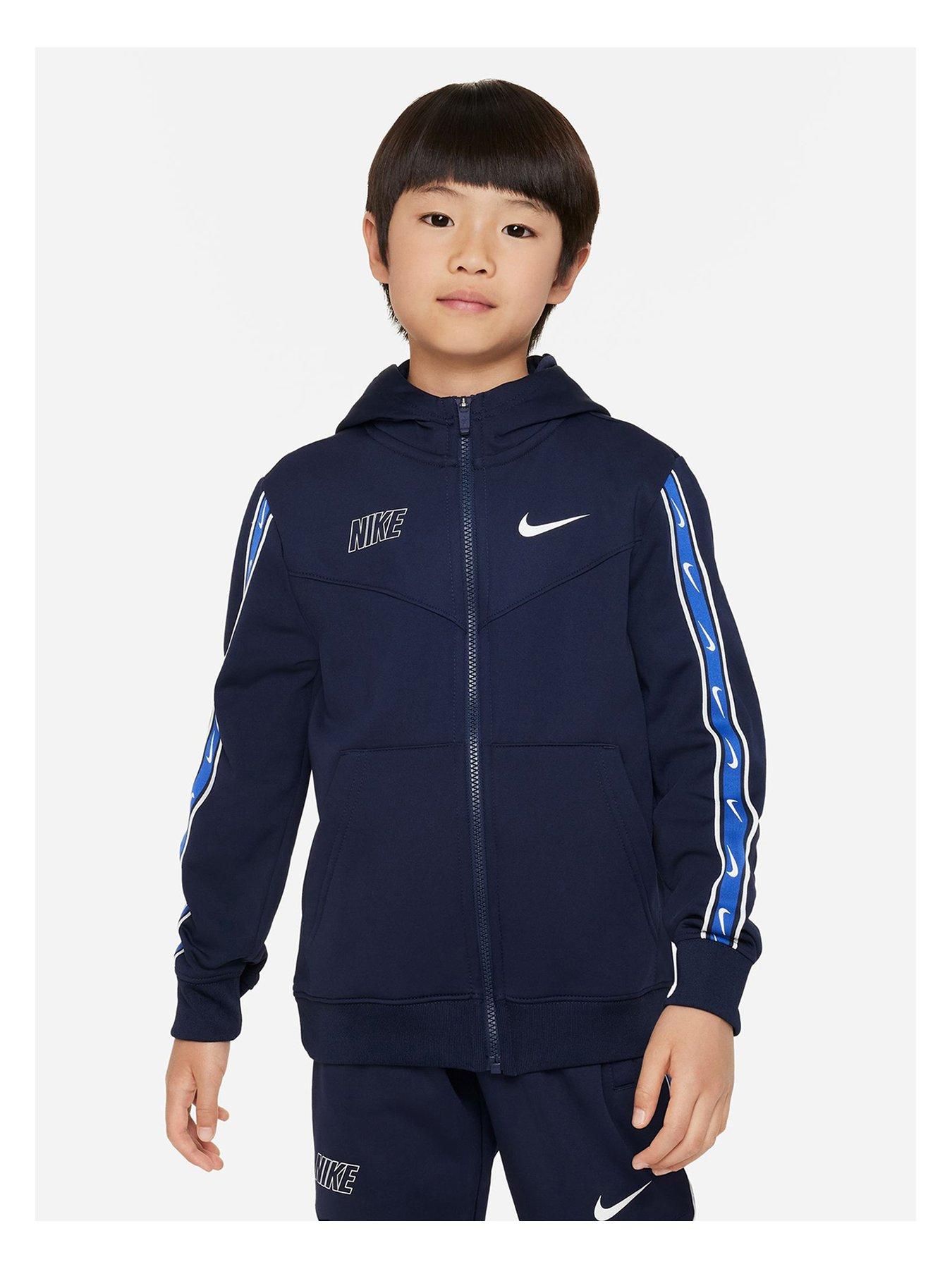 Nike tracksuit best sale older boys