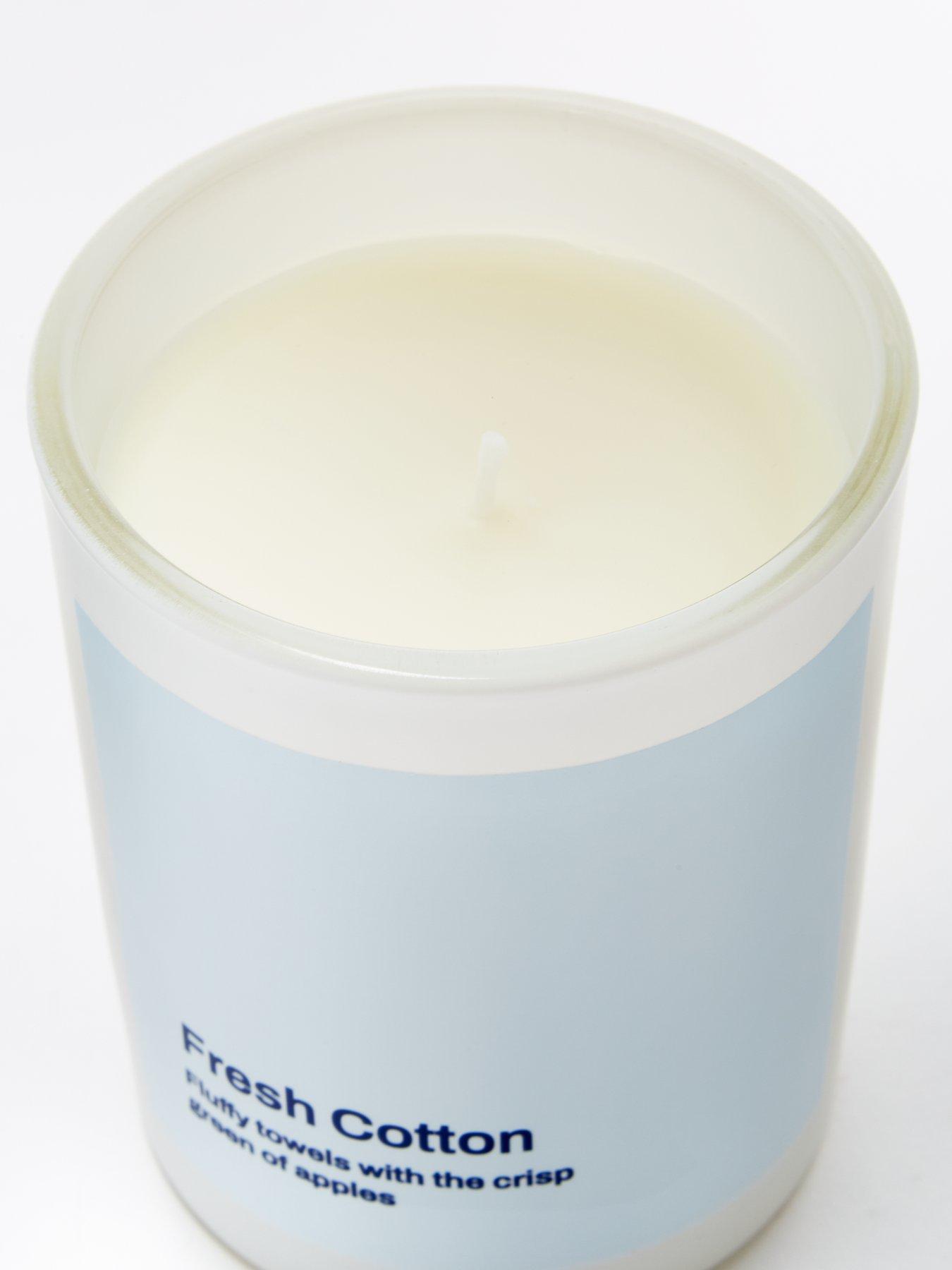Image 5 of 5 of Very Home Candle &ndash; Fresh Cotton