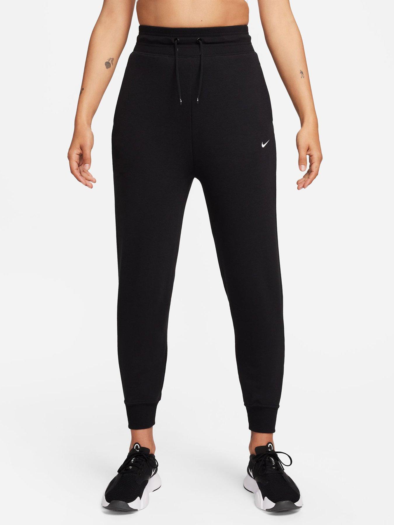 Female hotsell nike joggers