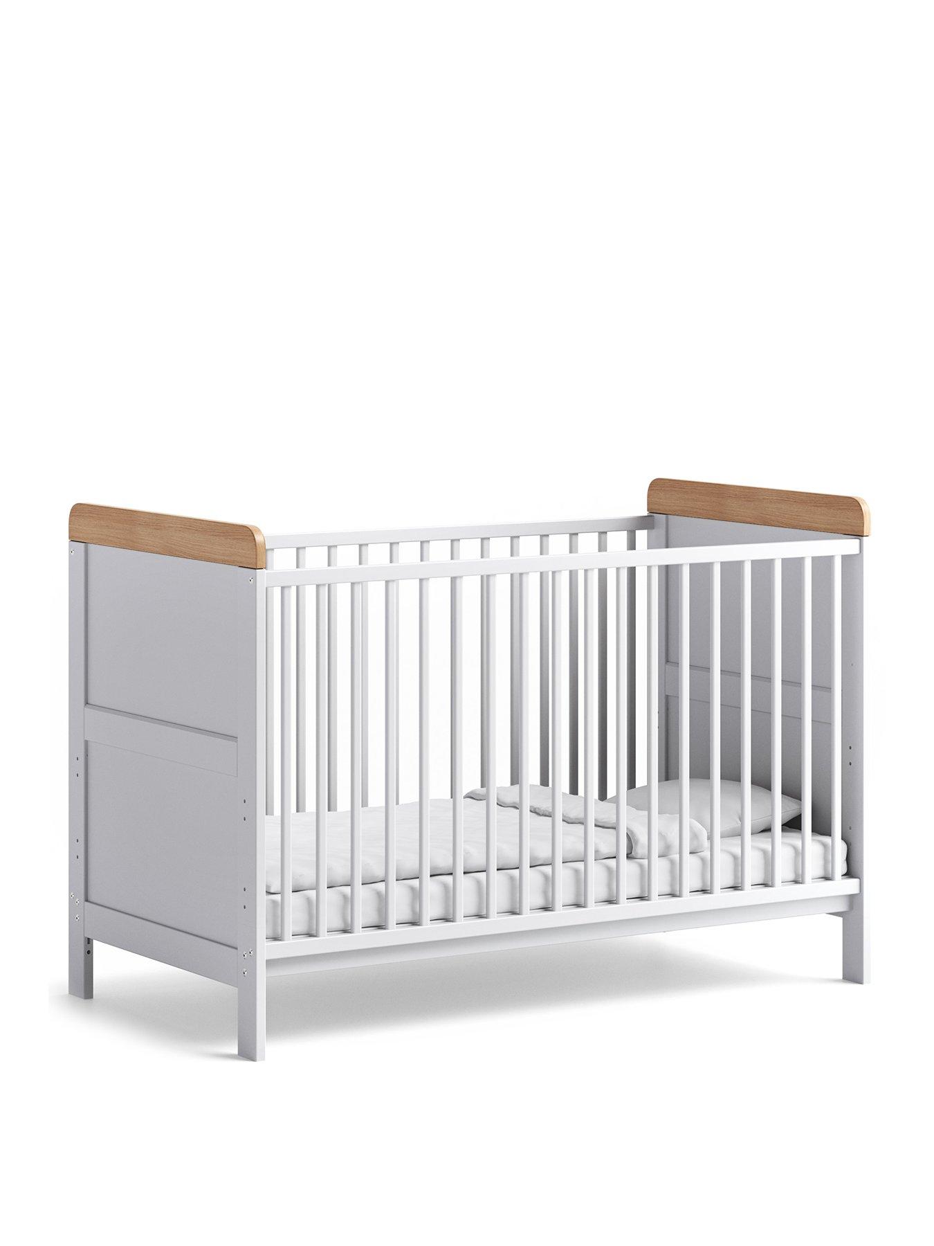 Little acorns 2024 cot bed review