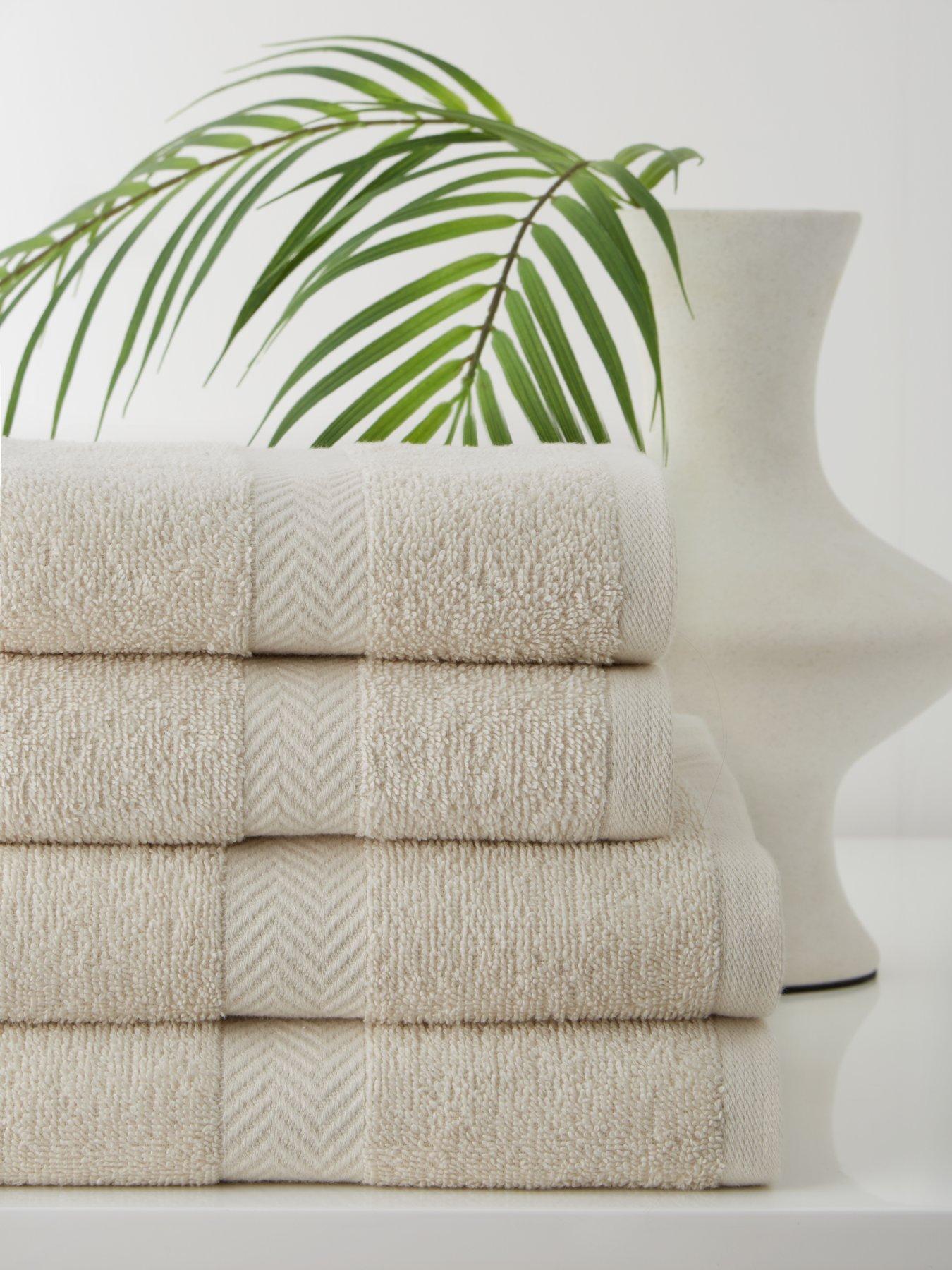 Image 1 of 4 of The Very Collection Quick Dry 450 gsm Four-Piece Towel Bale