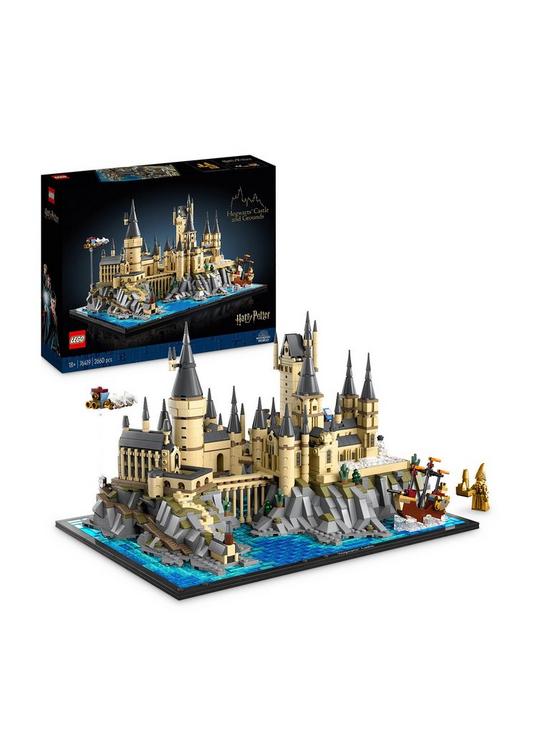 front image of lego-harry-potter-hogwarts-castle-and-grounds-76419
