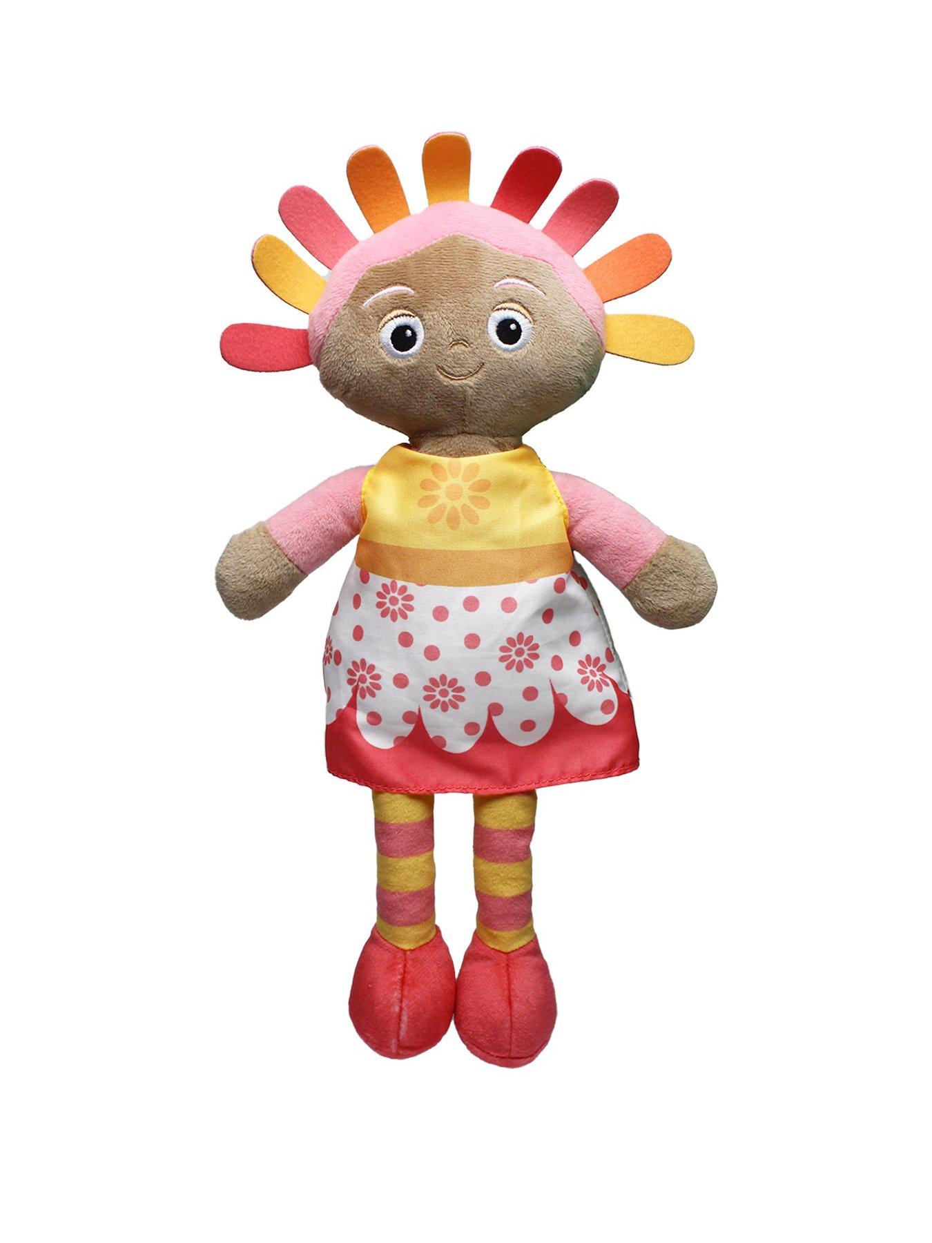 in-the-night-garden-upsy-daisy-talking-soft-toy