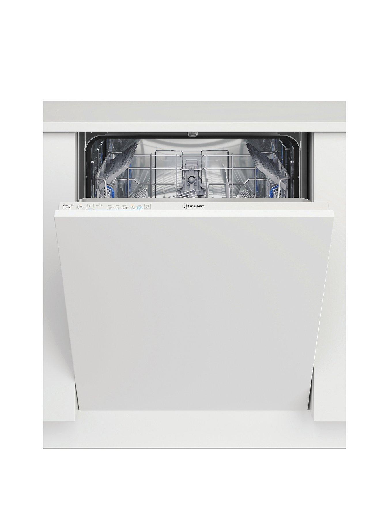 Indesit D2IHL326UK Fullsize 14-Place Setting Integrated Dishwasher