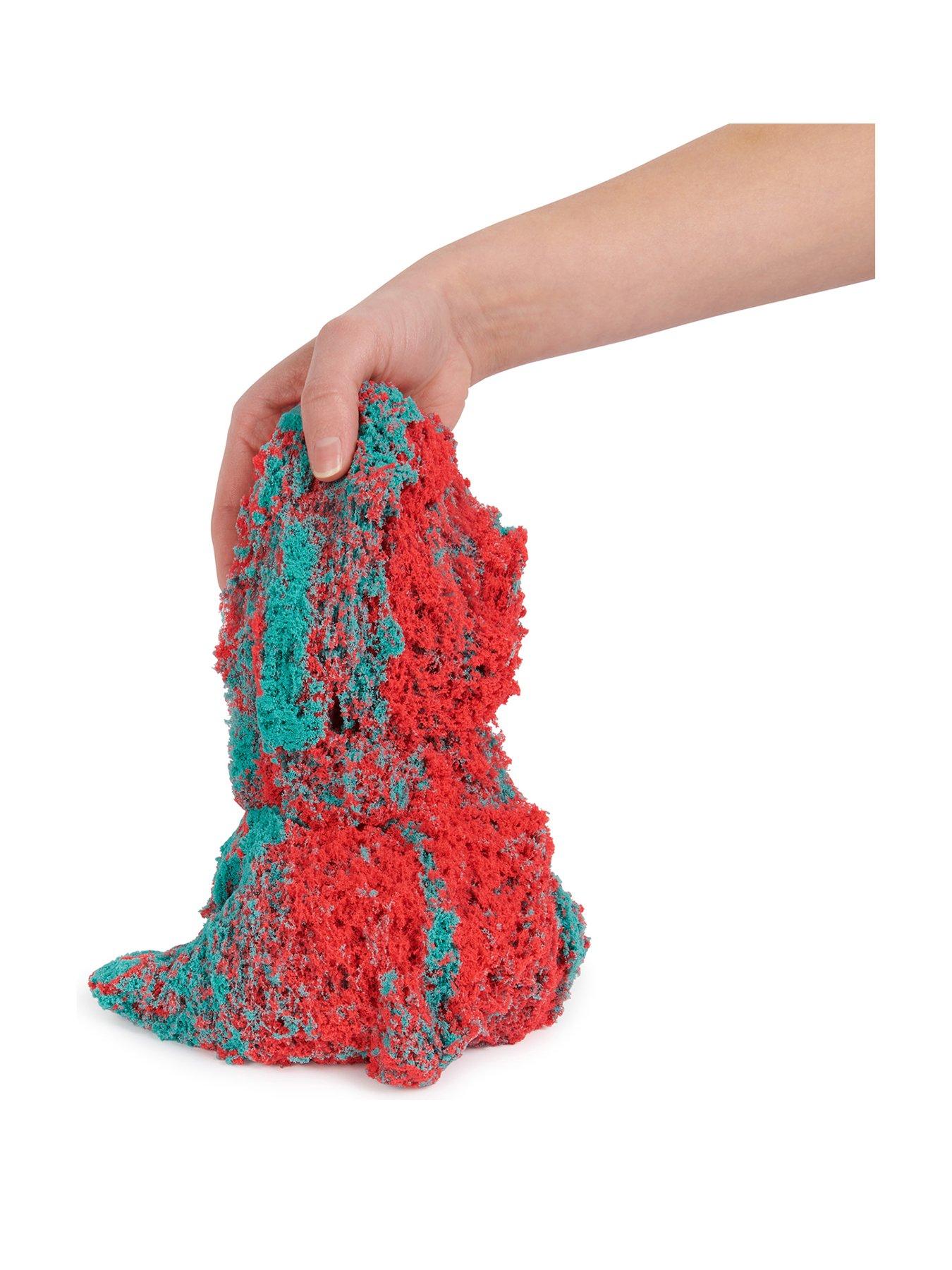 Image 2 of 7 of Kinetic Sand : Mould and Flow