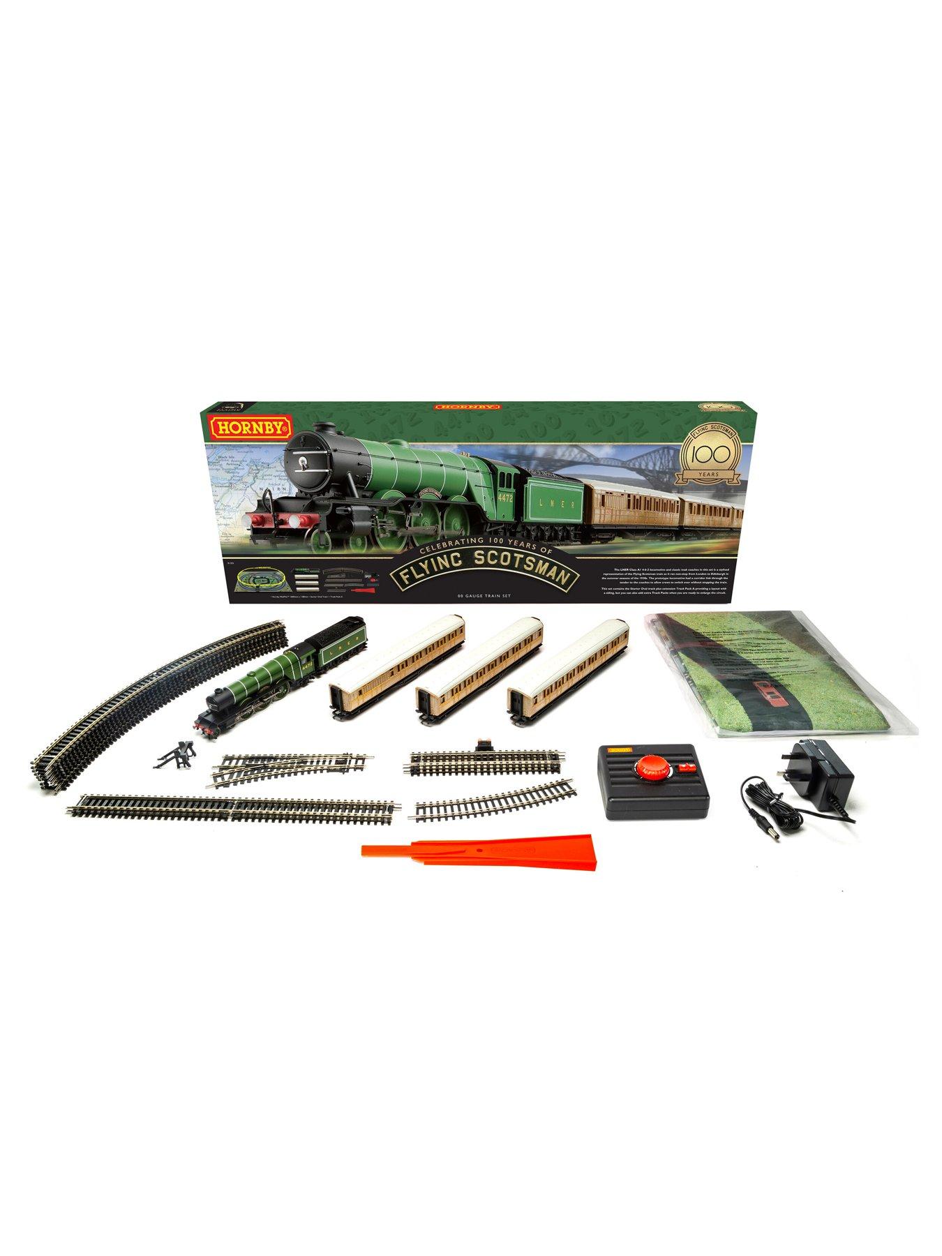 Image 1 of 7 of Hornby Flying Scotsman Train Set OO Gauge R1255M