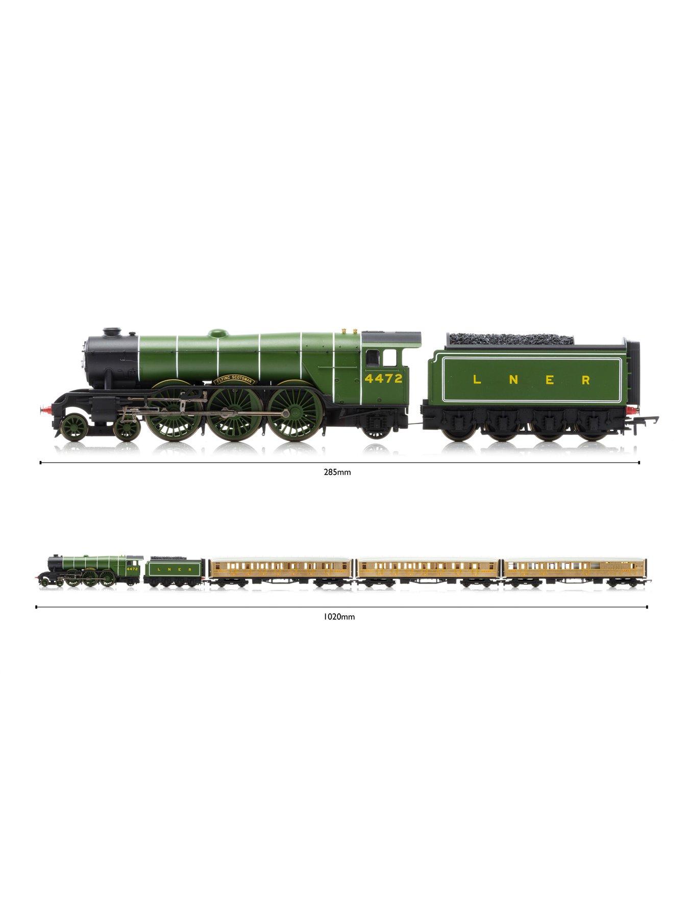 Image 5 of 7 of Hornby Flying Scotsman Train Set OO Gauge R1255M