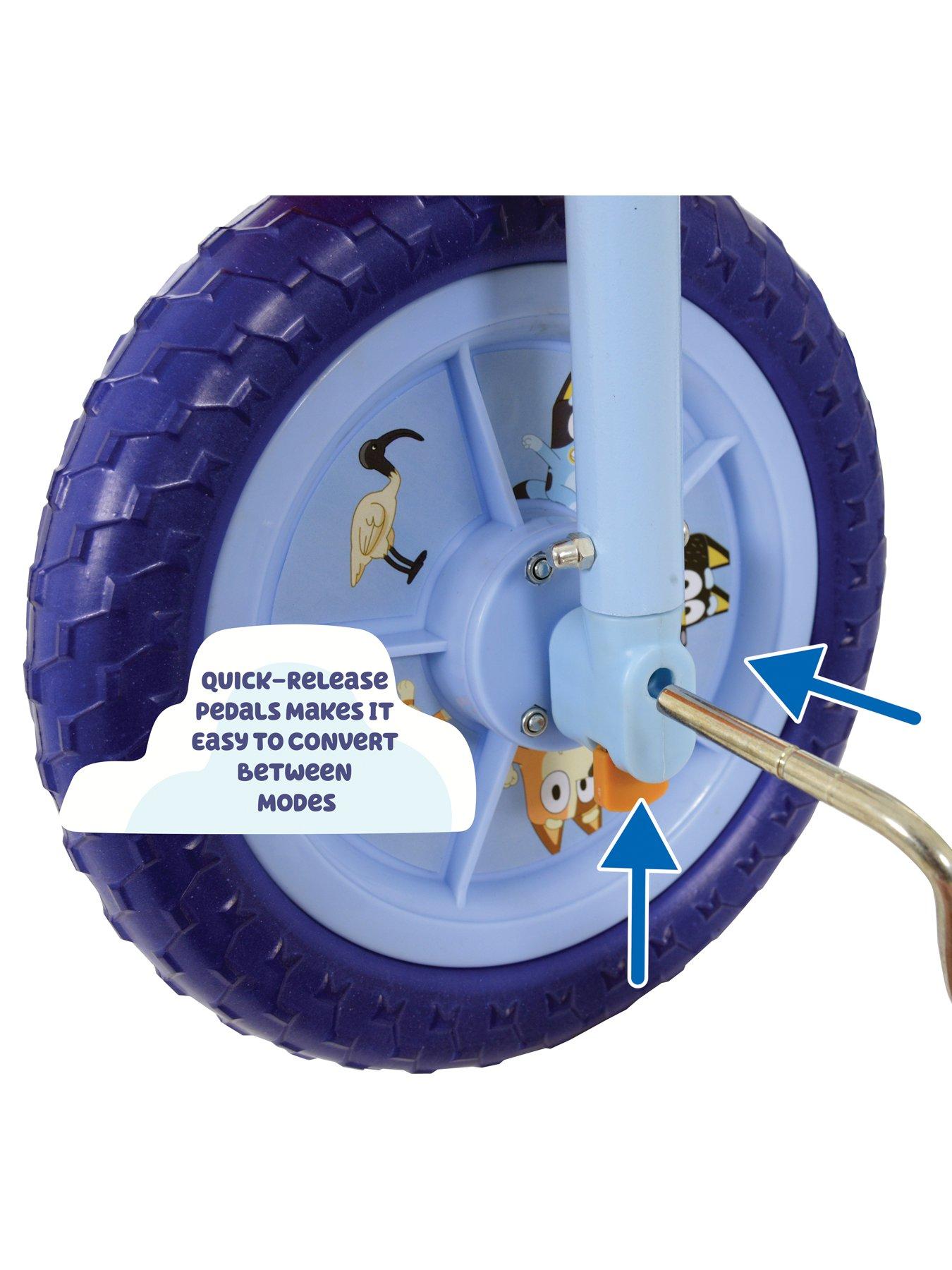 Image 4 of 7 of Bluey 2-in-1 10 Inch Training Bike