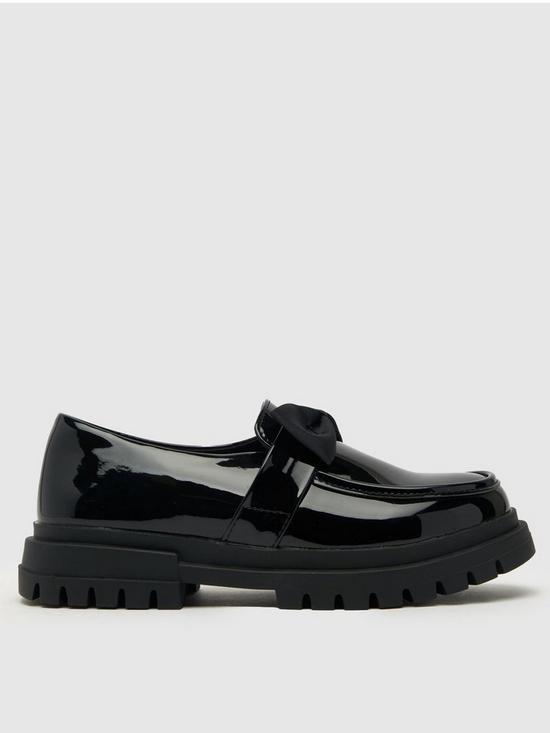 front image of schuh-lolly-youth-patent-bow-loafer-black