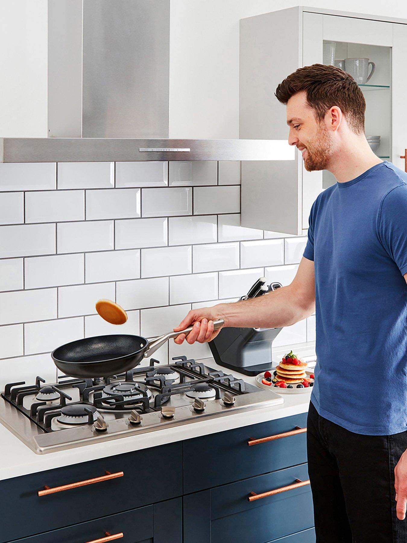  image of ninja-zerostick-essentials-20cm-frying-pan-c10020uk